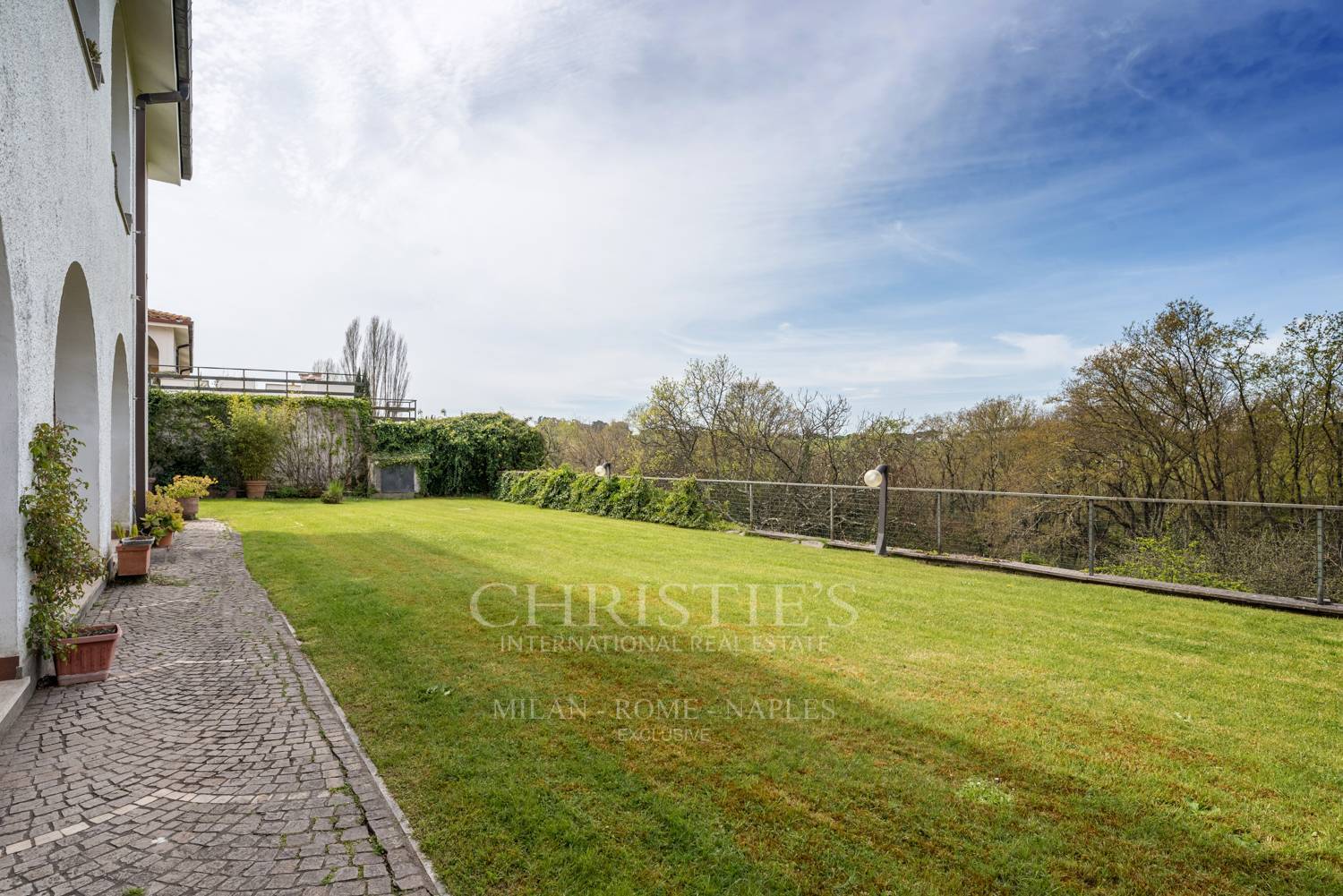 picture of Villa For Sale In Castel De Ceveri