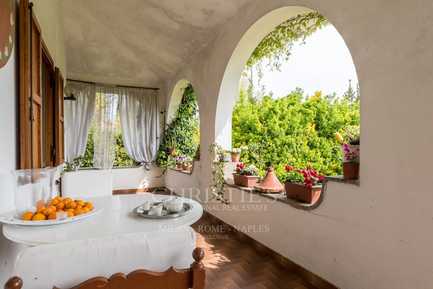 picture of Villa For Sale In Castel De Ceveri