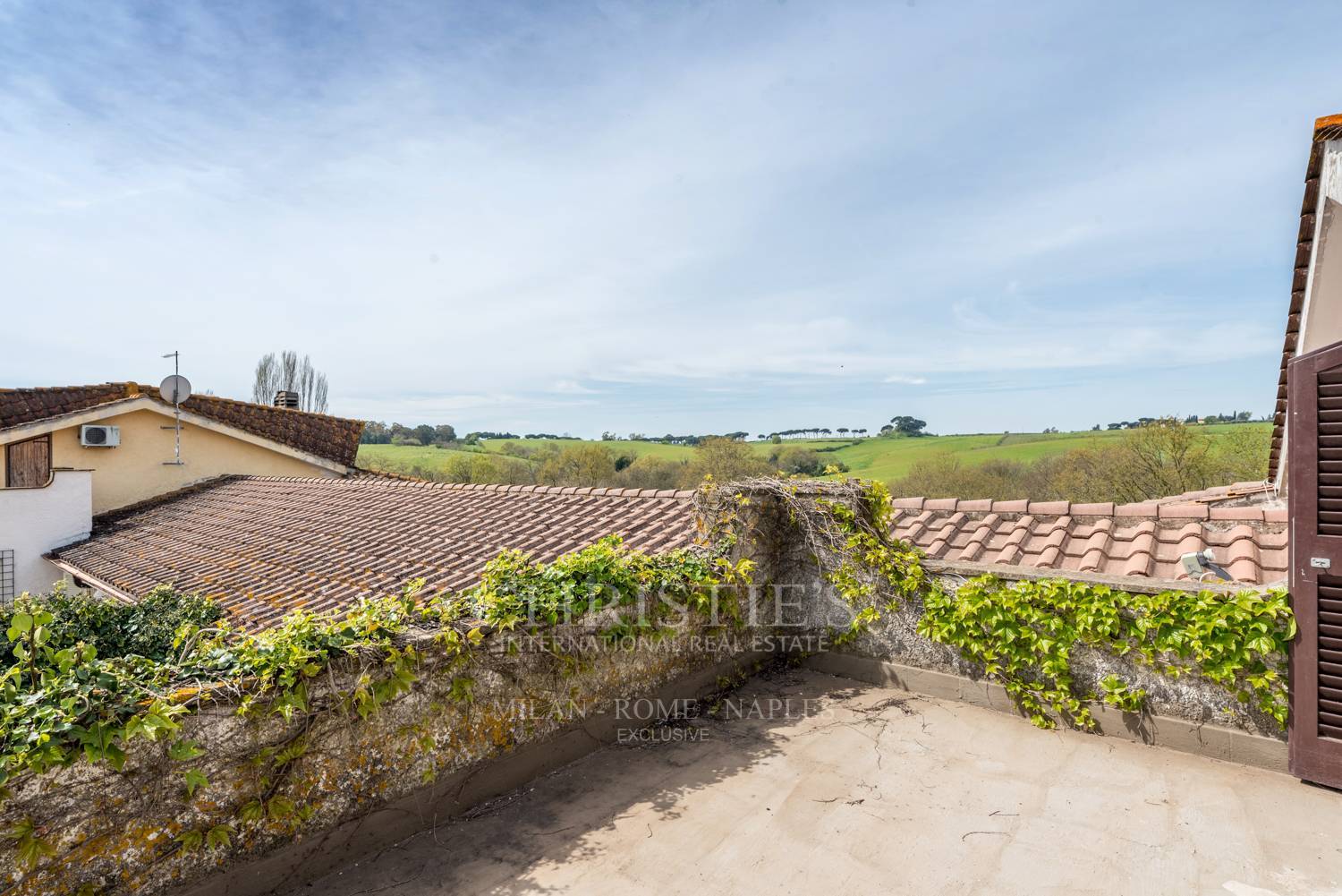 picture of Villa For Sale In Castel De Ceveri