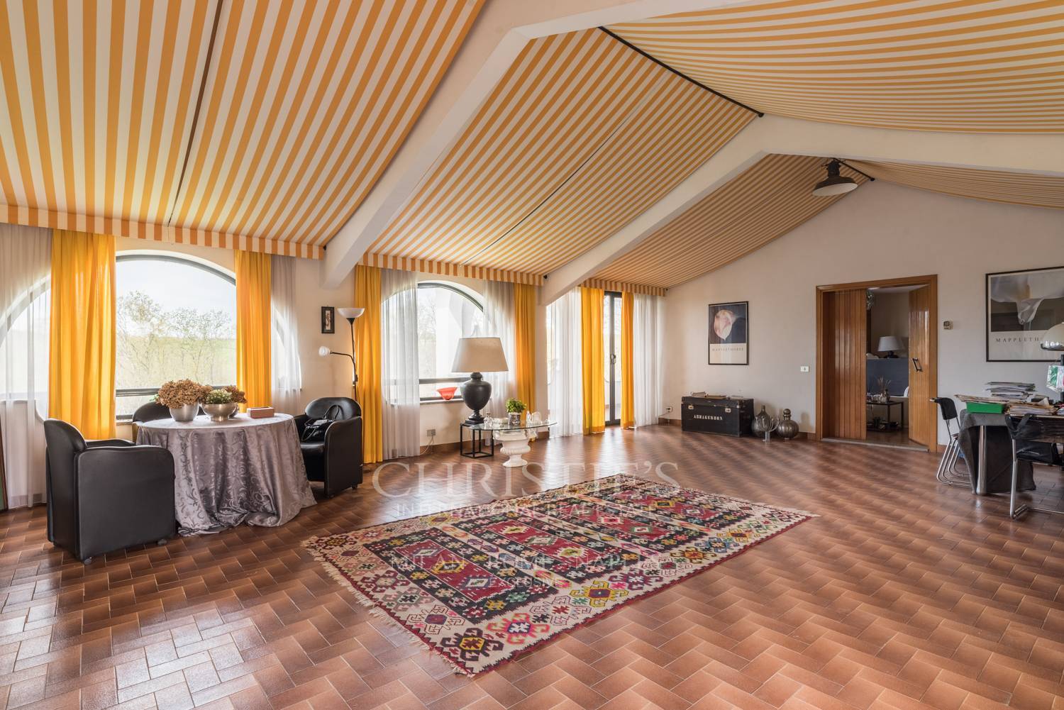 picture of Villa For Sale In Castel De Ceveri