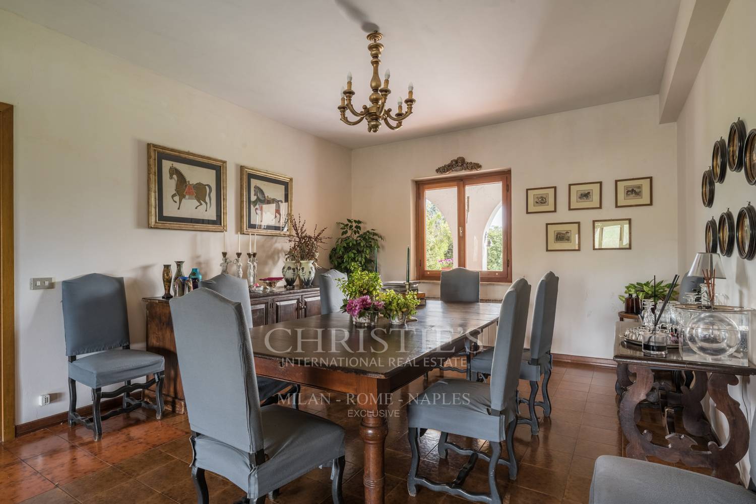 picture of Villa For Sale In Castel De Ceveri