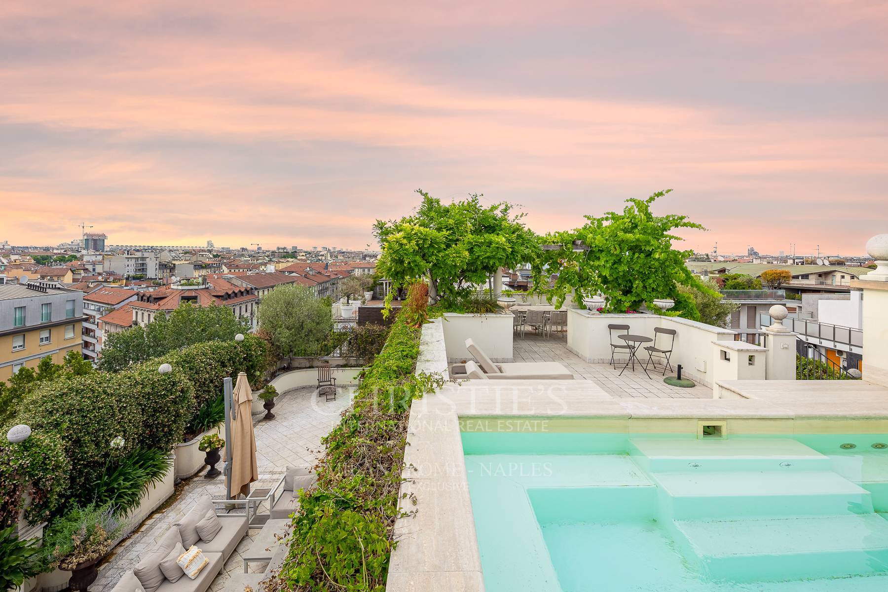 picture of Penthouse With Terraces, Pool And Breathtaking Views Of The Milan Skyline