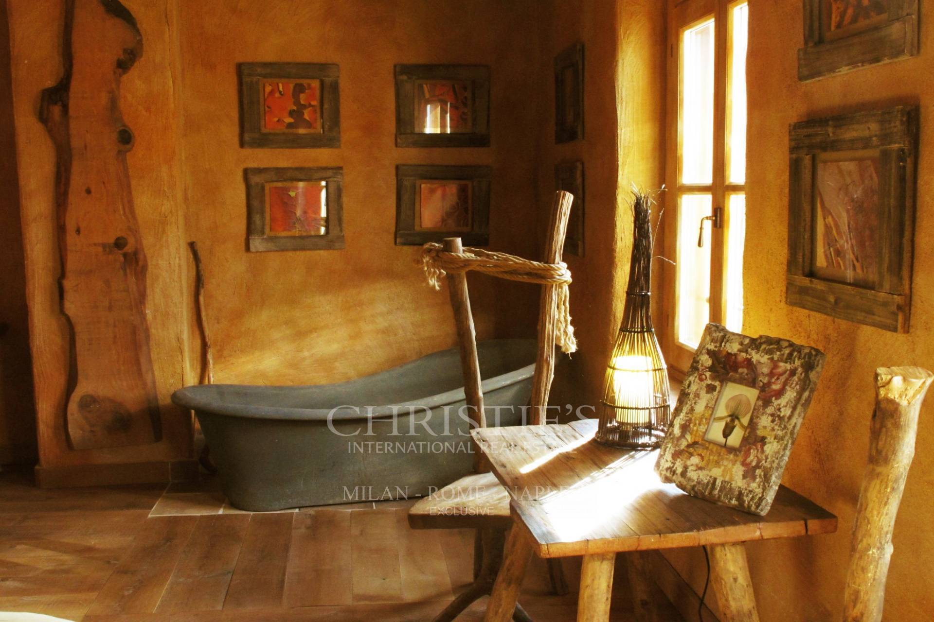picture of Enchanting Farmhouse "galbusera Bianca"