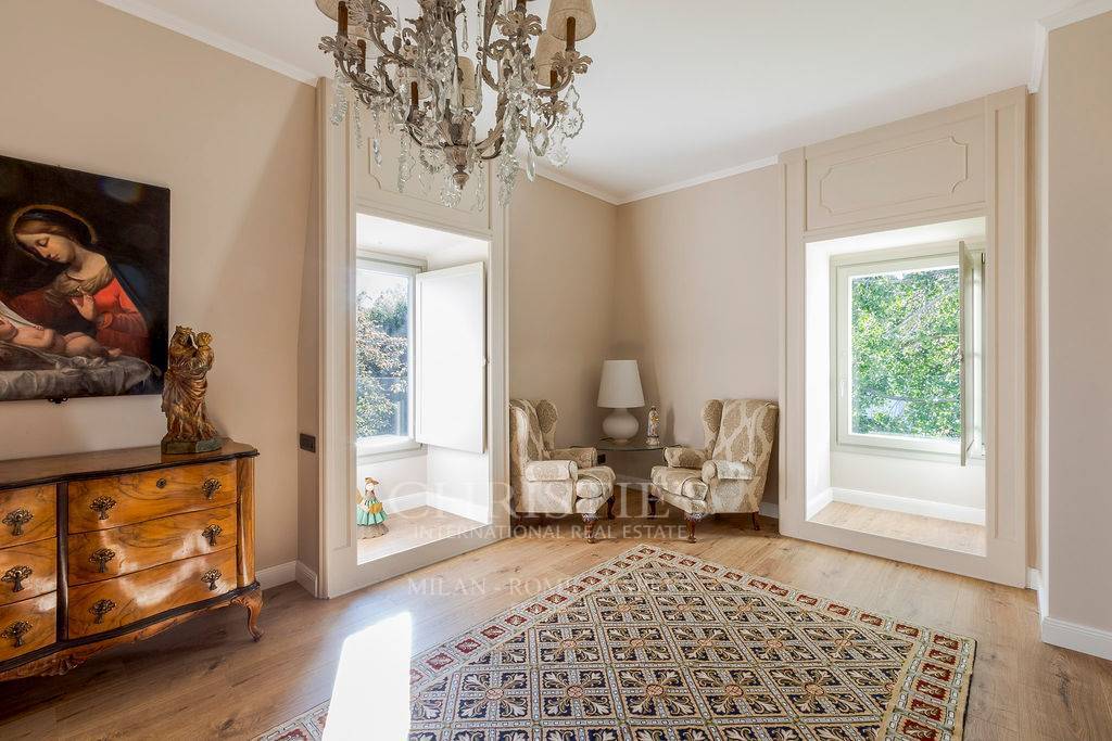 picture of Luxury Turnkey Villa In Turin