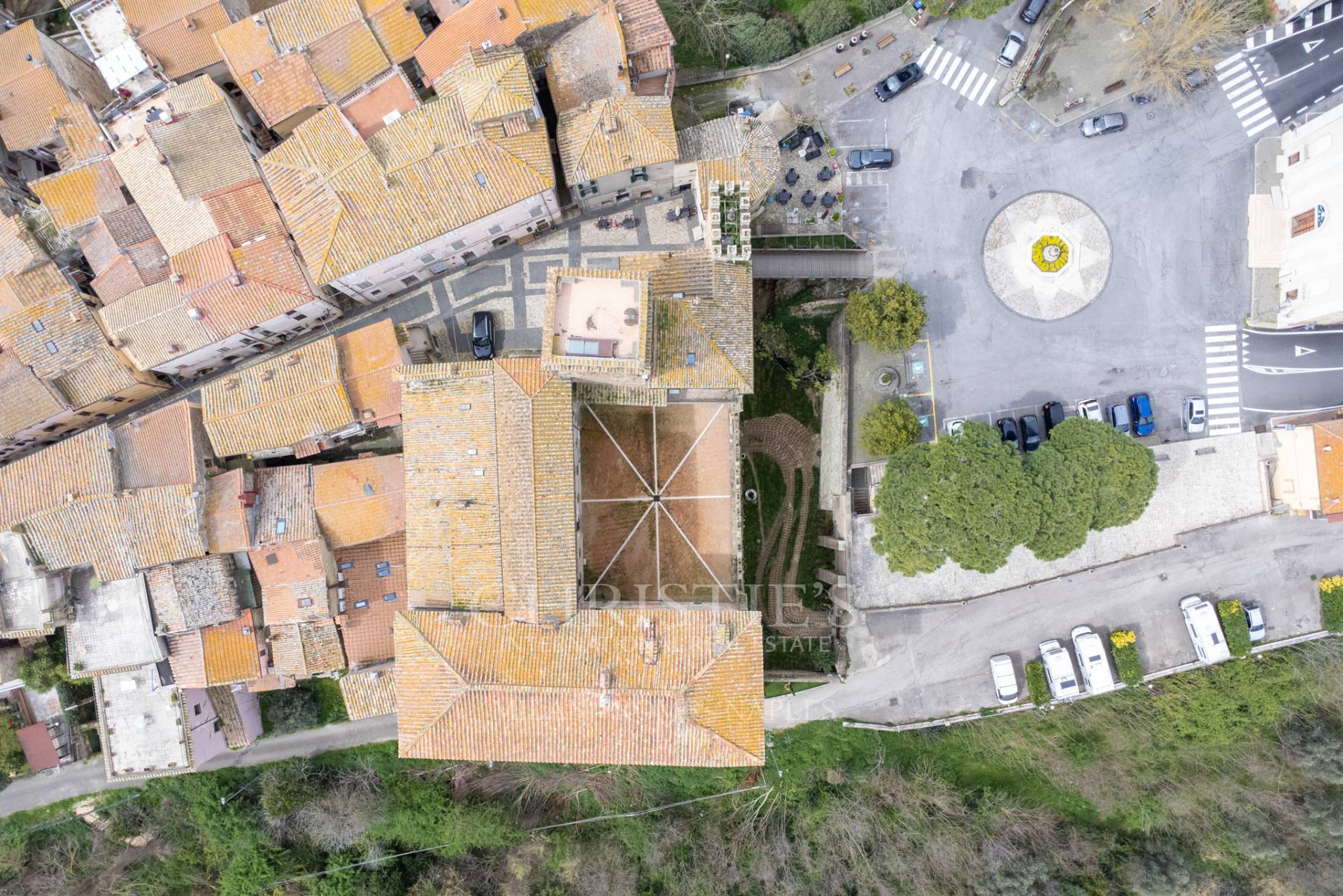 picture of Orsini's Castel Of Stimigliano - Rieti