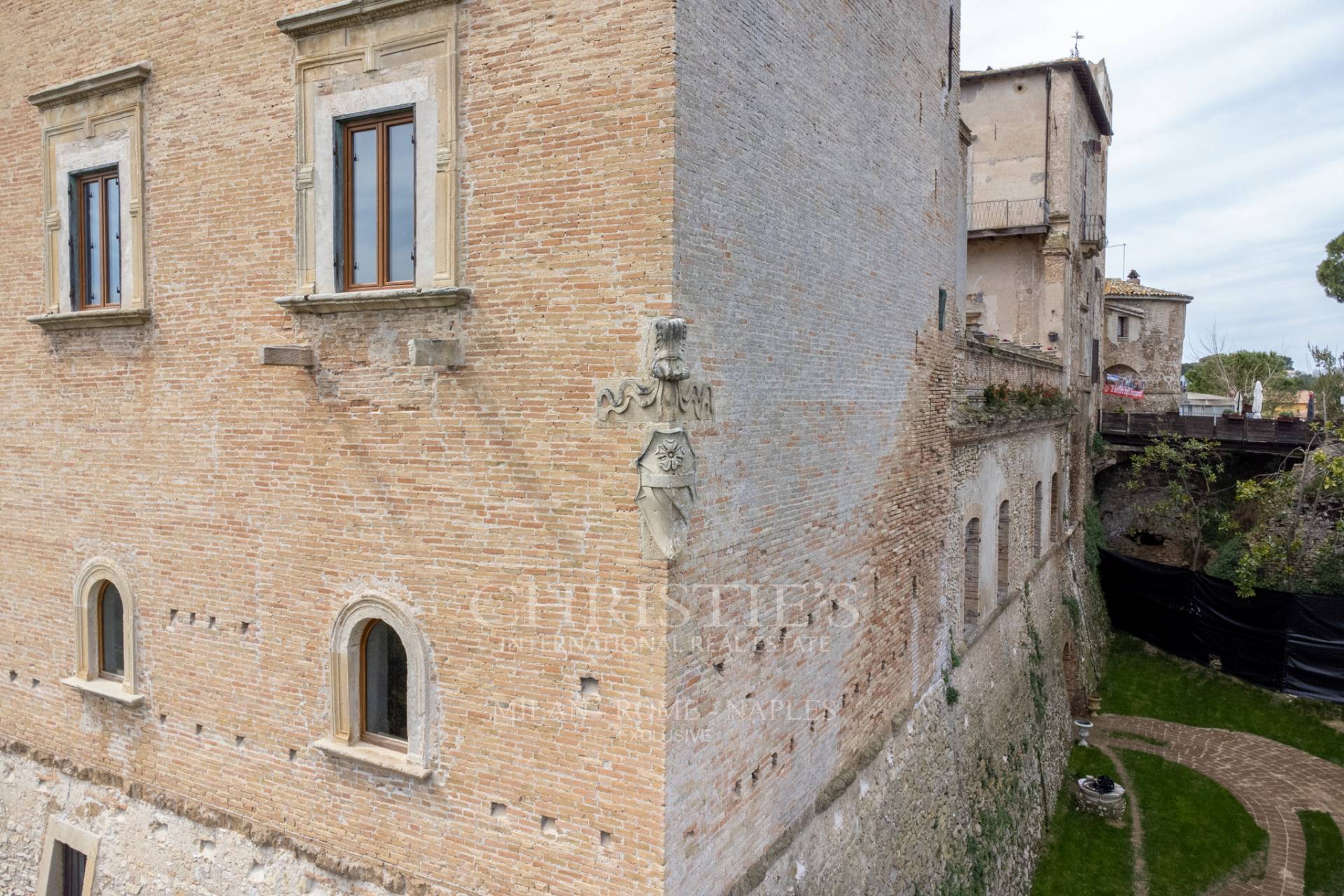picture of Orsini's Castel Of Stimigliano - Rieti