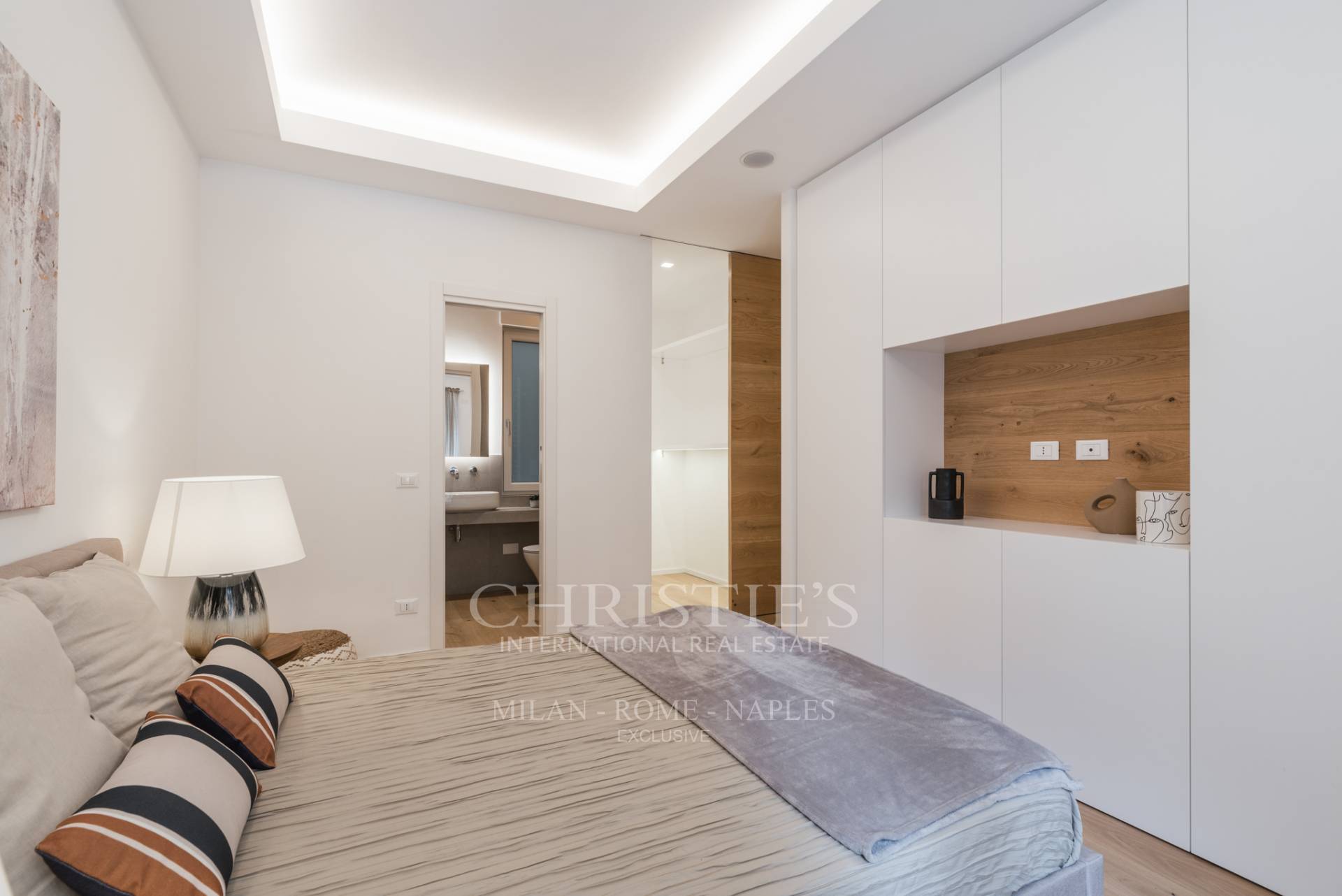 picture of Renovated Apartment In Farnesina Area