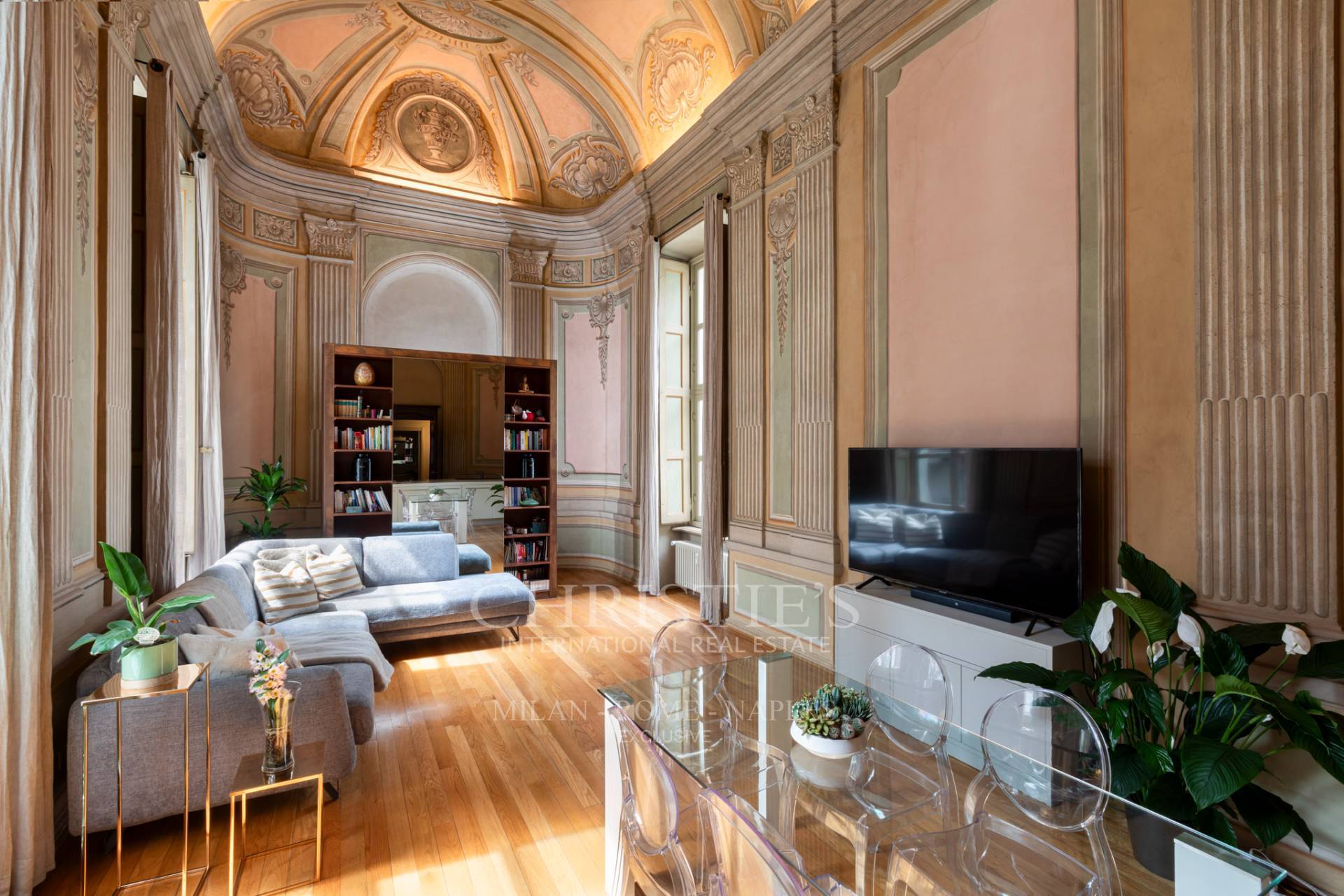picture of Stunning Baroque Pied A Terre In The Centre Of Turin
