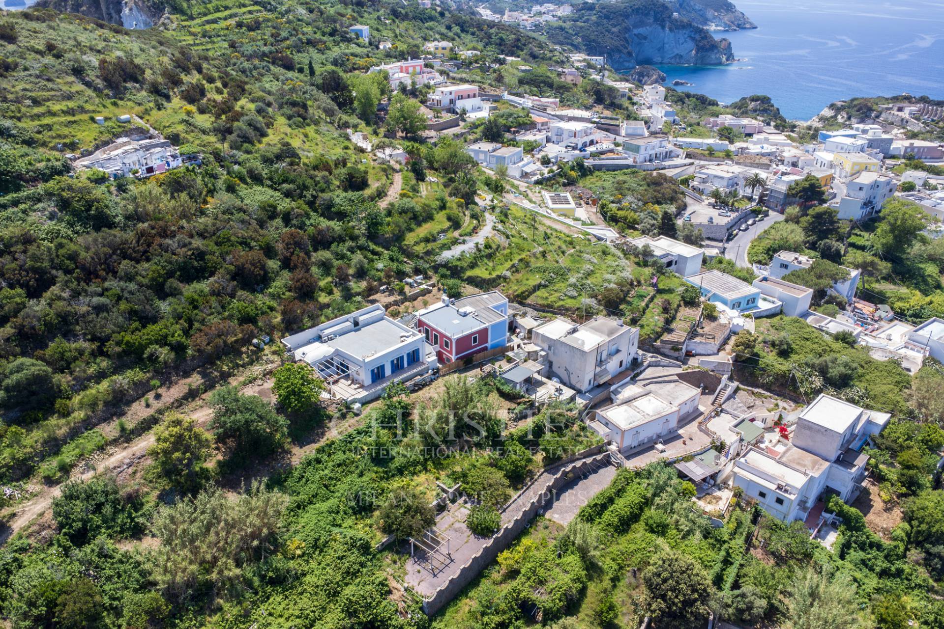 picture of Beautiful House In The Heart Of Ponza's Island