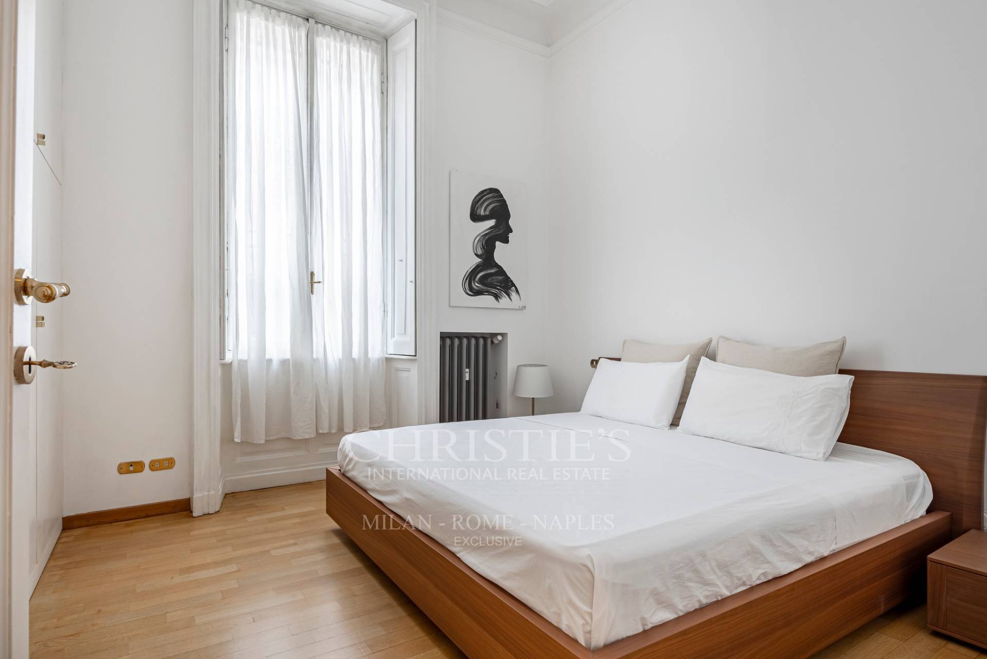 picture of Exclusive Apartment Furnished With A Mix Of Modern And Art Deco Style - Via Canova