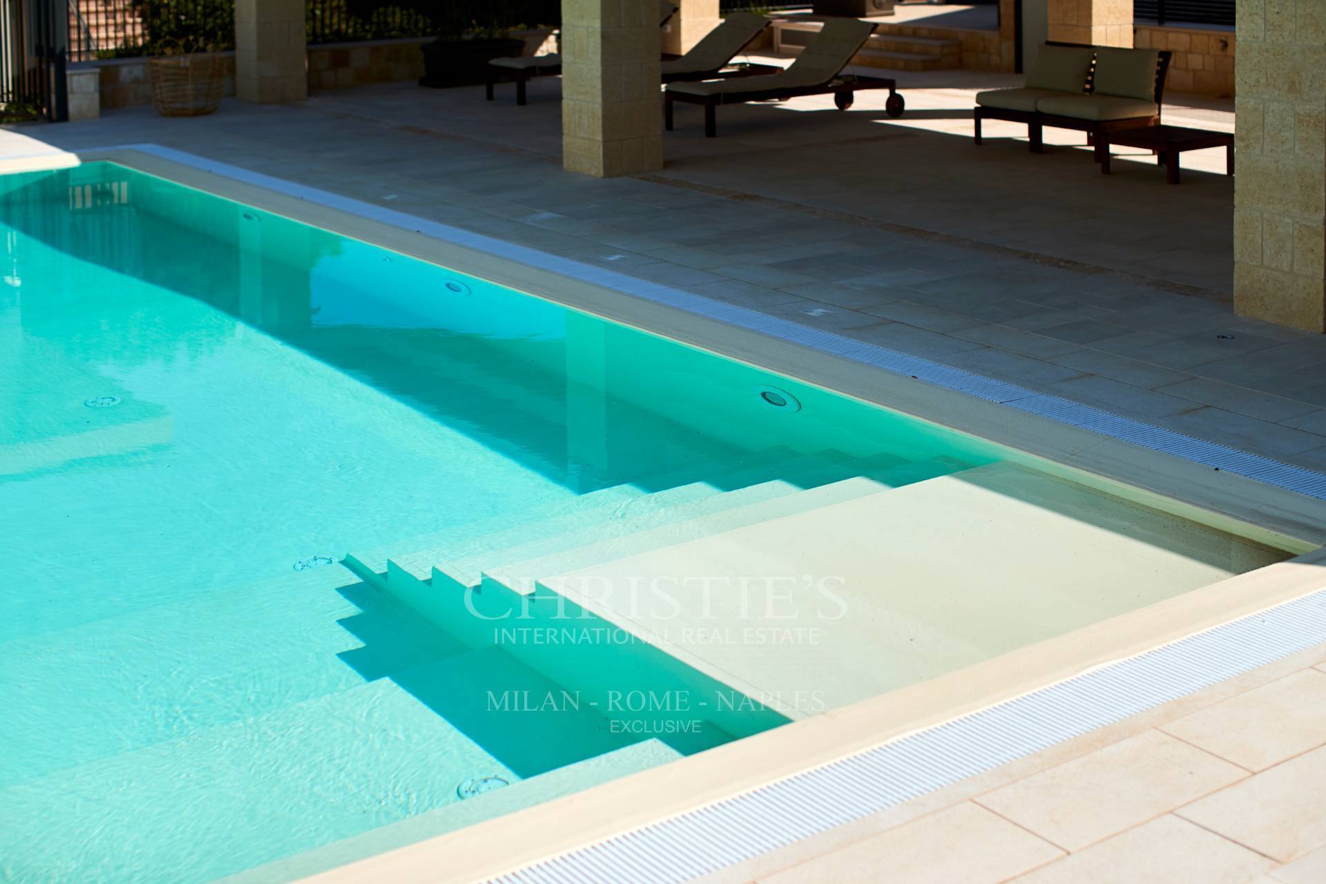 picture of Villa With Swimming Pool And Spa In Conversano