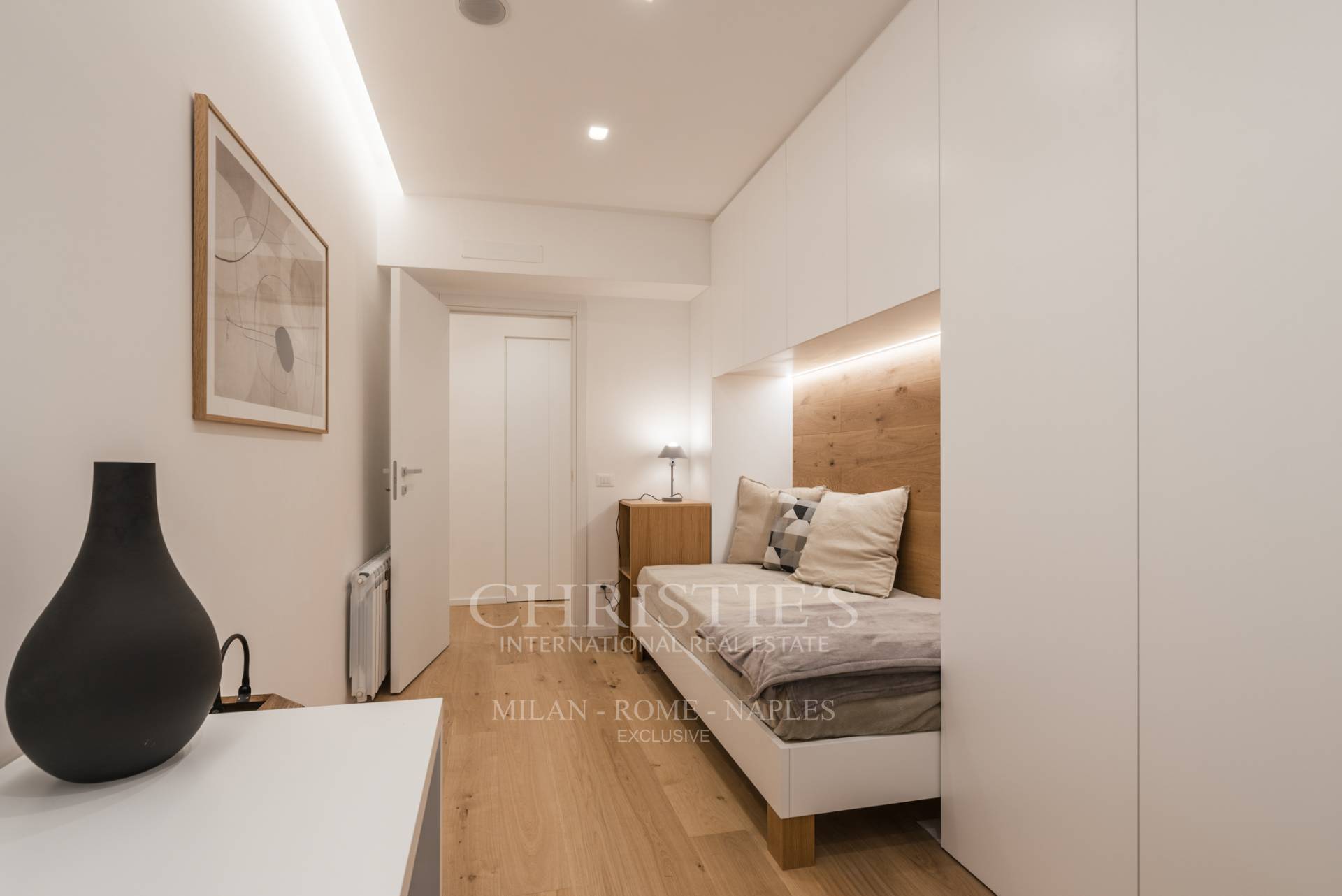 picture of Renovated Apartment In Farnesina Area