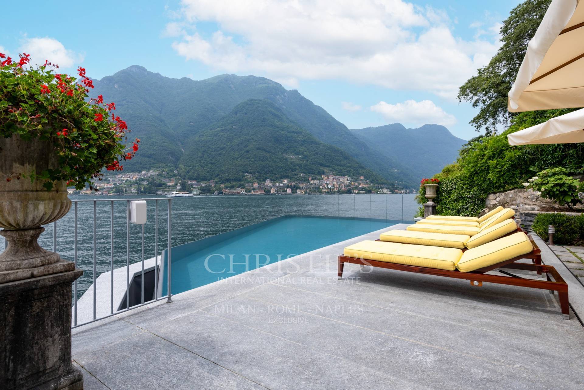 picture of Prestigious 'pied-dans-l'eau' Villa On Lake Como With Infinity Pool, Dock And Private Boat