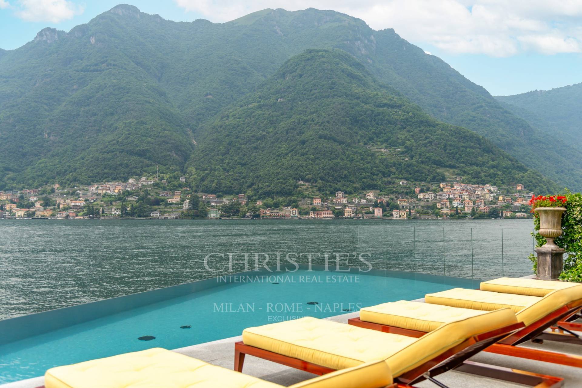 picture of Prestigious 'pied-dans-l'eau' Villa On Lake Como With Infinity Pool, Dock And Private Boat