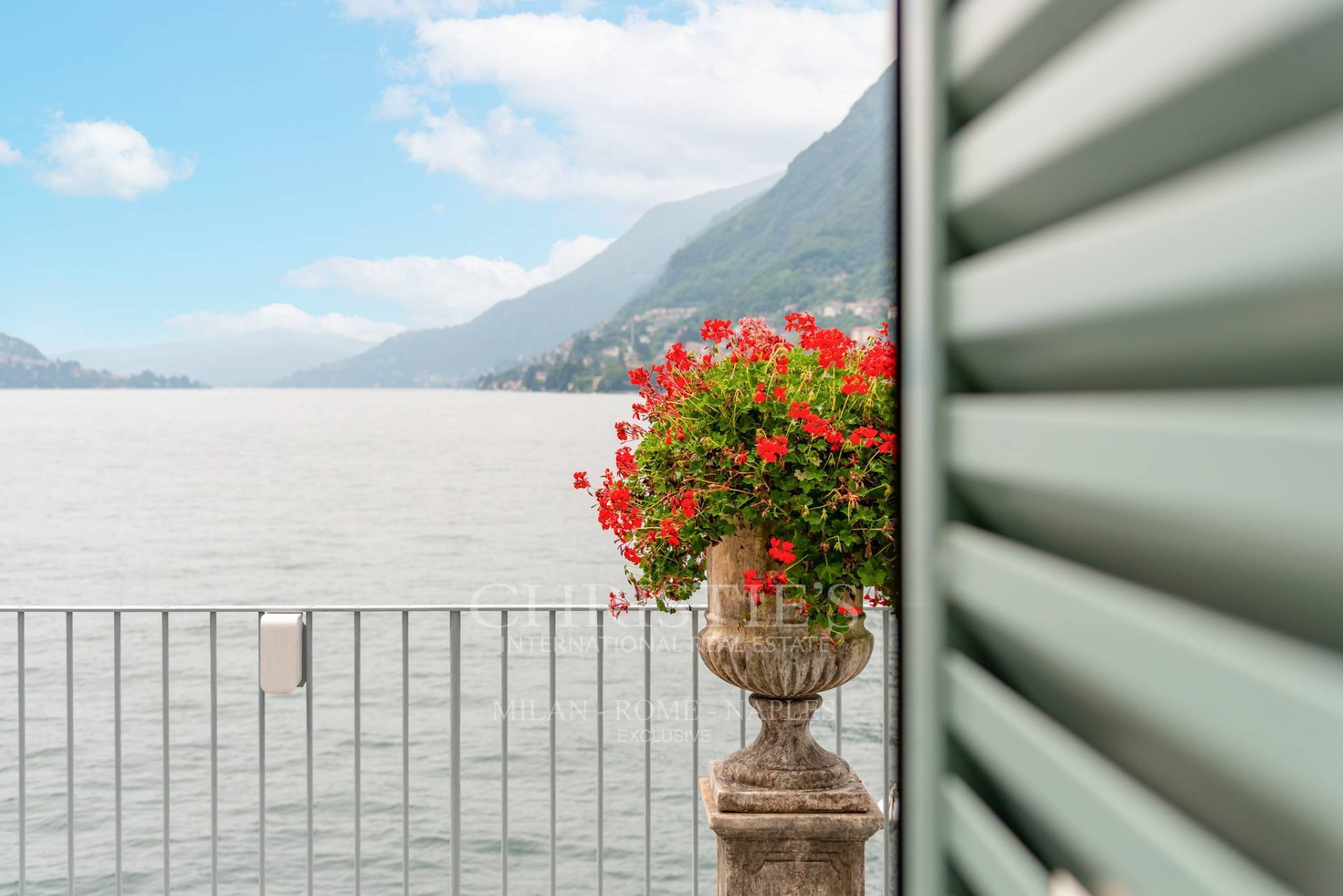 picture of Prestigious 'pied-dans-l'eau' Villa On Lake Como With Infinity Pool, Dock And Private Boat