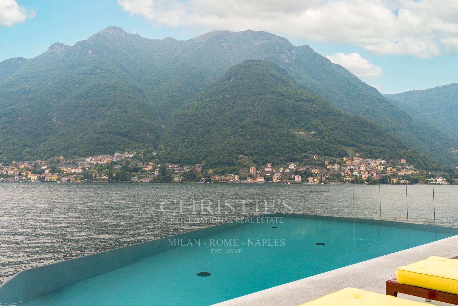 picture of Prestigious Pied-dans-l'eau Villa On Lake Como With Infinity Pool, Dock And Private Boat