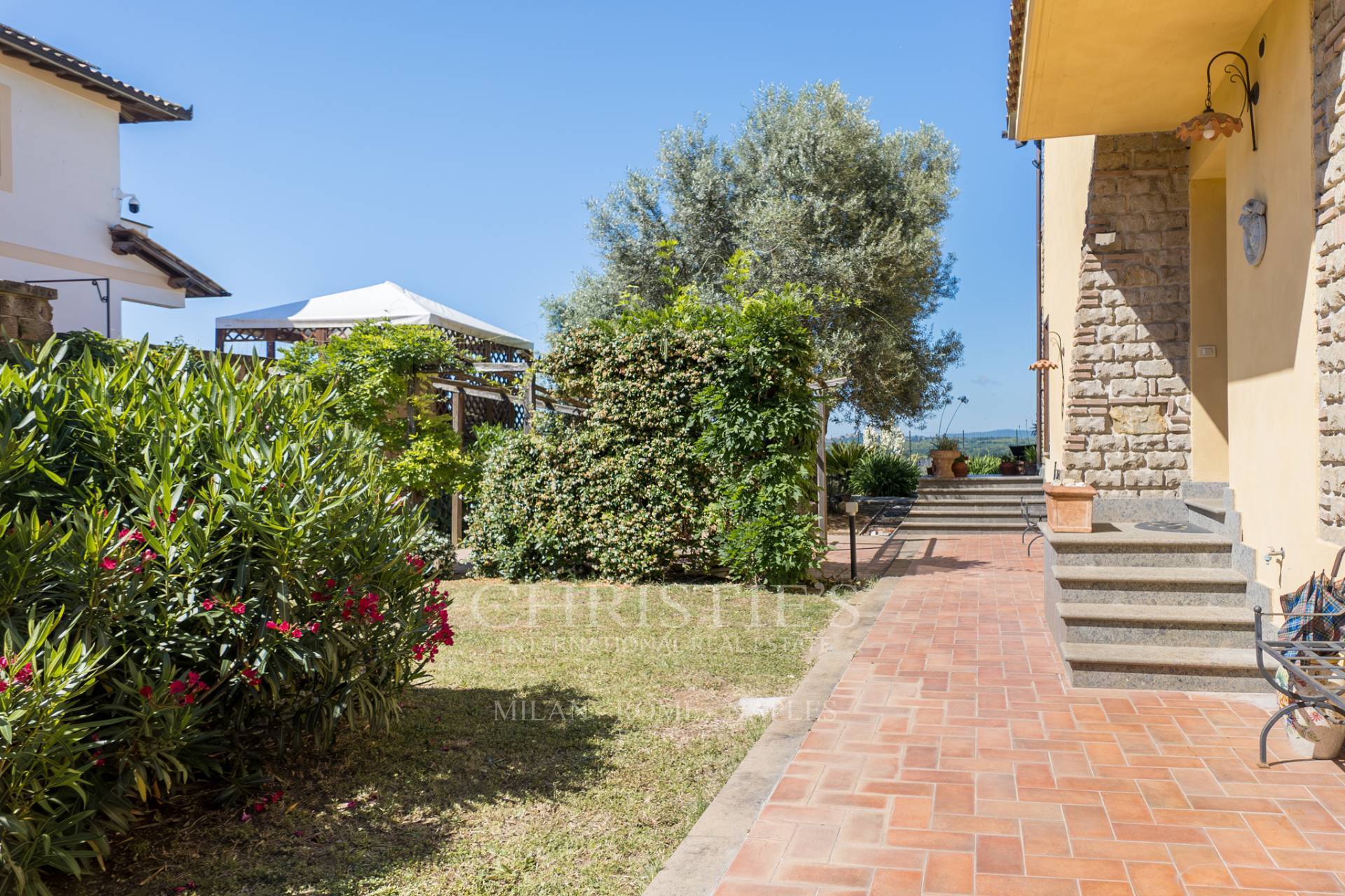 picture of Fascinating Single-family Villa With Pool Sutri (vt).