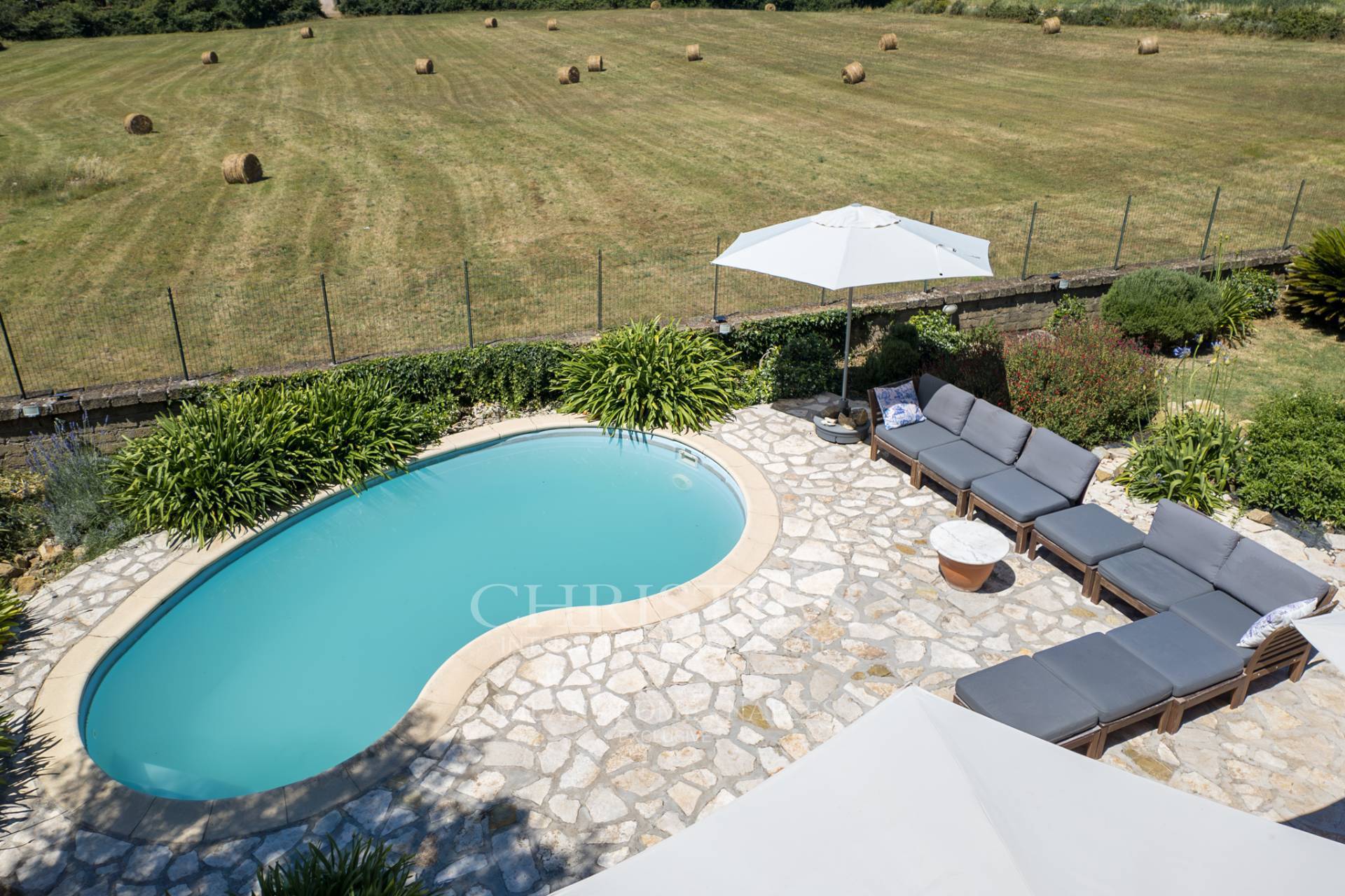 picture of Fascinating Single-family Villa With Pool Sutri (vt).