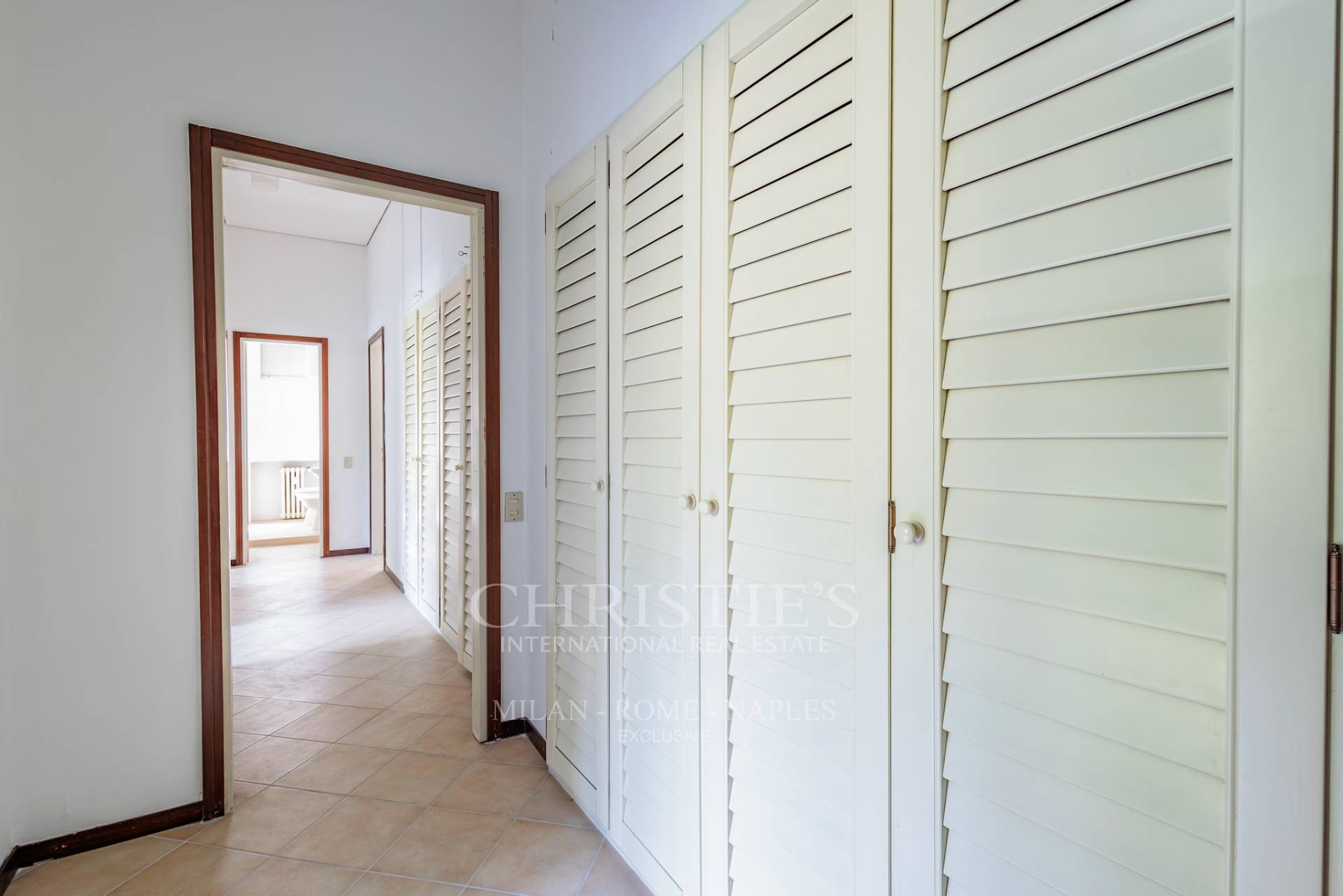 picture of Furnished Three-bedroom Apartment In Porta Romana Area - Università Bocconi