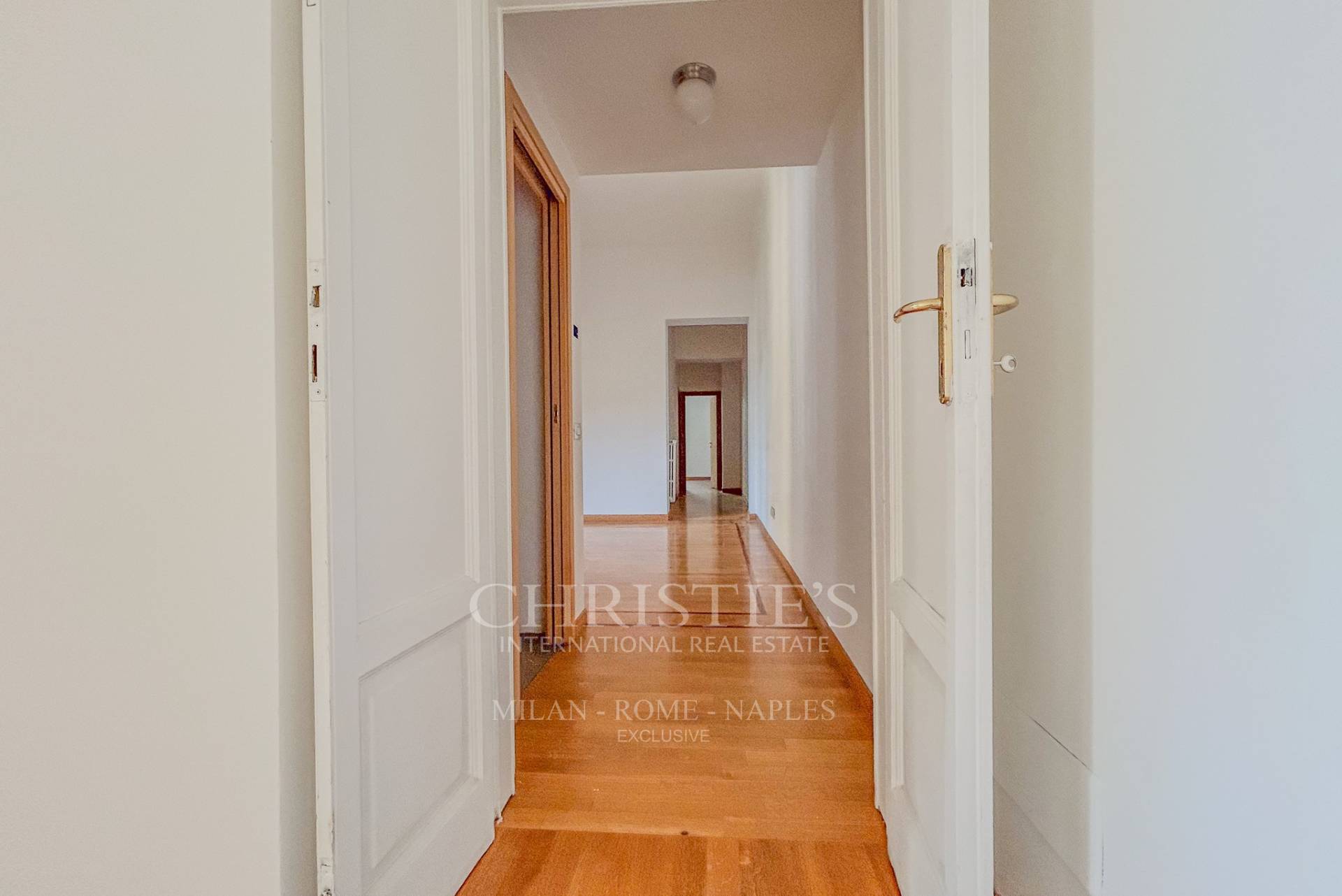 picture of Two-bedroom Apartment In Period Building In Piazzale Lavater