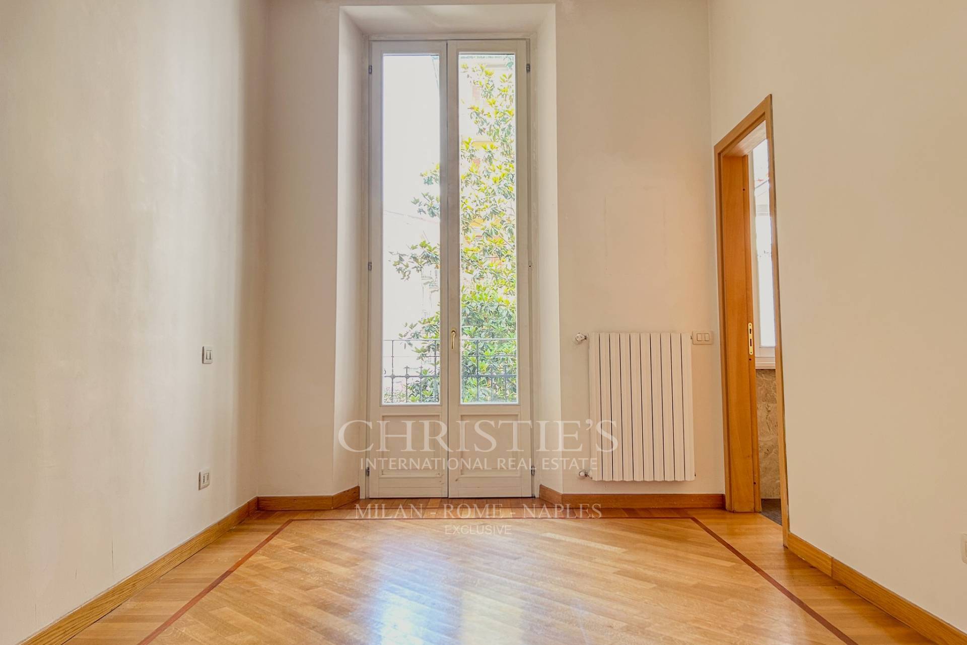 picture of Two-bedroom Apartment In Period Building In Piazzale Lavater