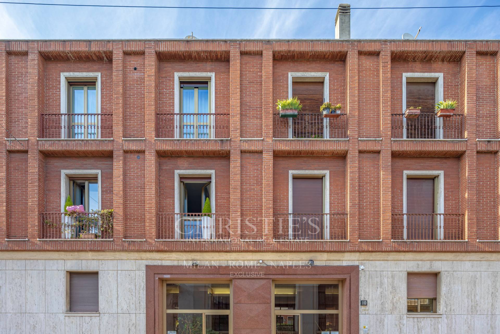 picture of Spaciuous One-bedroom Apartment Near Corso Italia