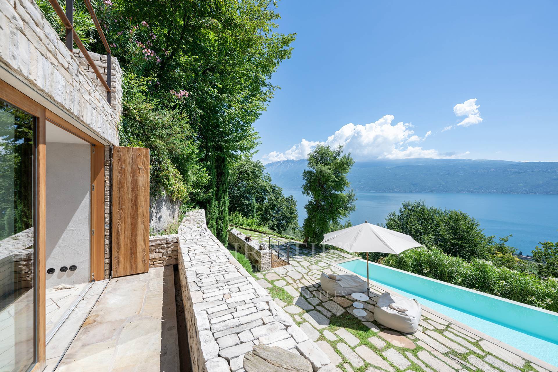 picture of Secluded Location Above Lake Garda