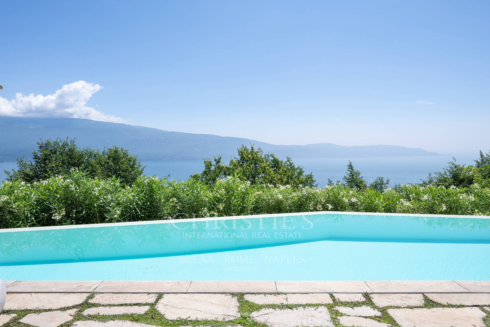 picture of Secluded Location Above Lake Garda