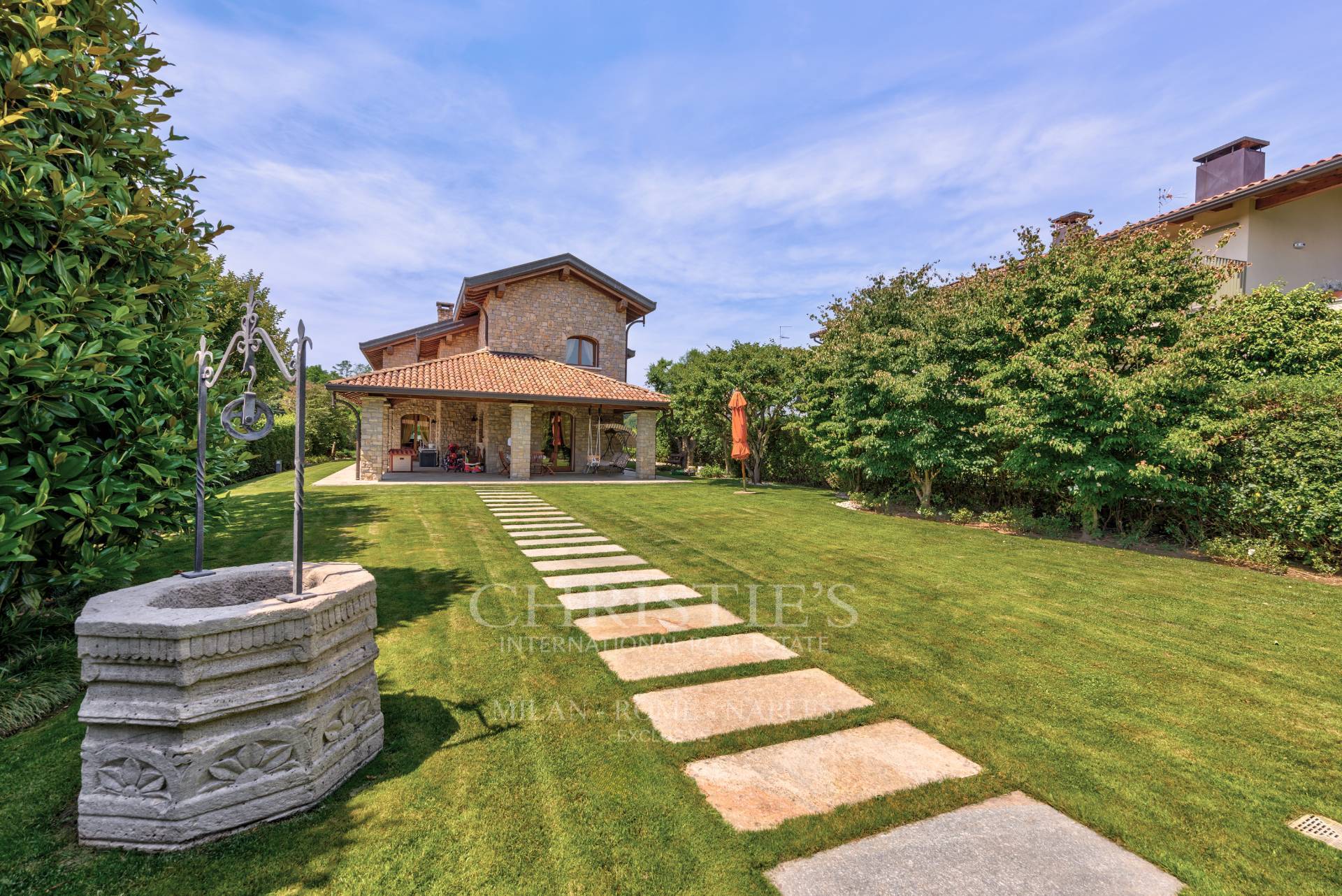 picture of Elegant Detached Villa: The Perfect Hideaway Between Como And Varese