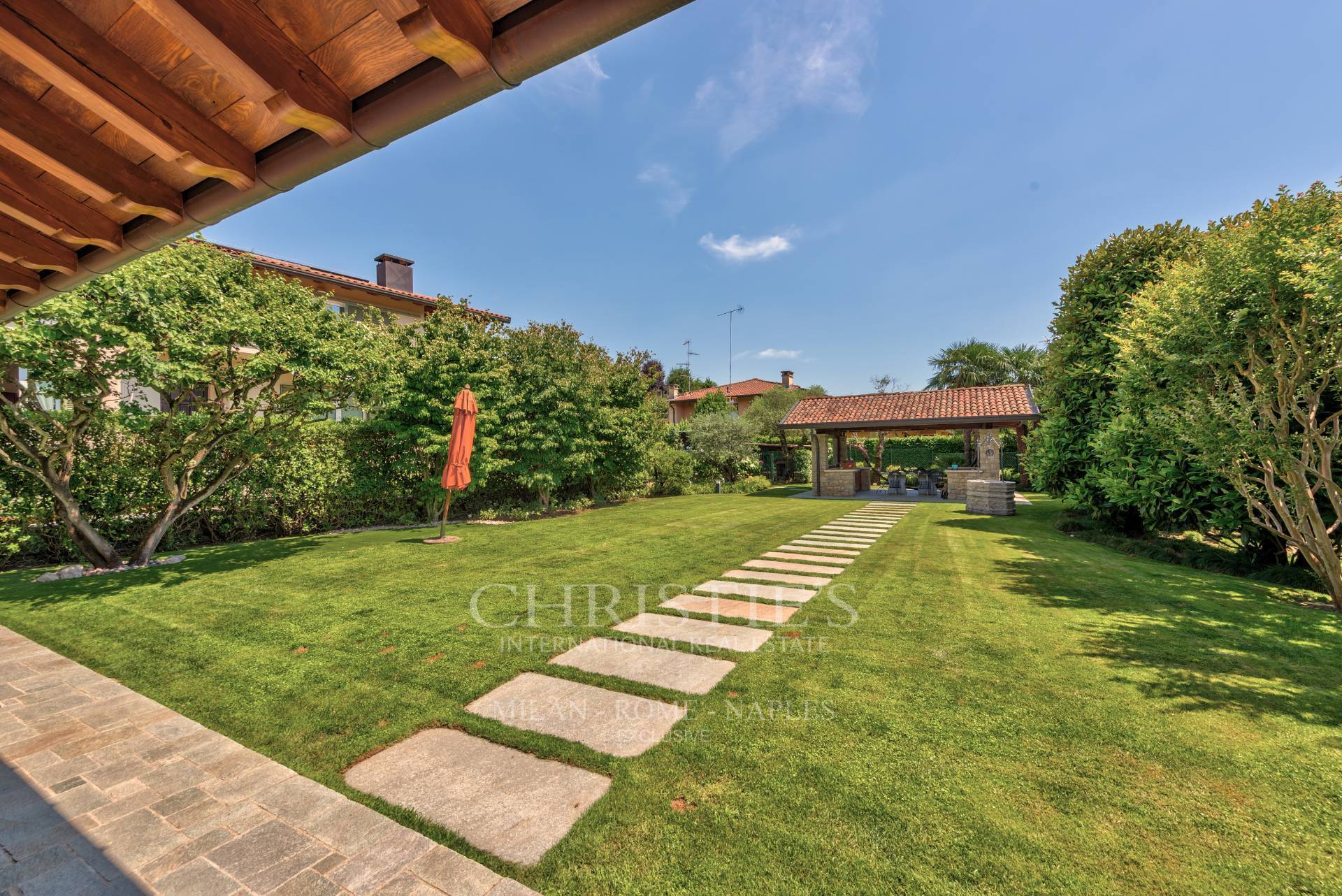 picture of Elegant Detached Villa: The Perfect Hideaway Between Como And Varese