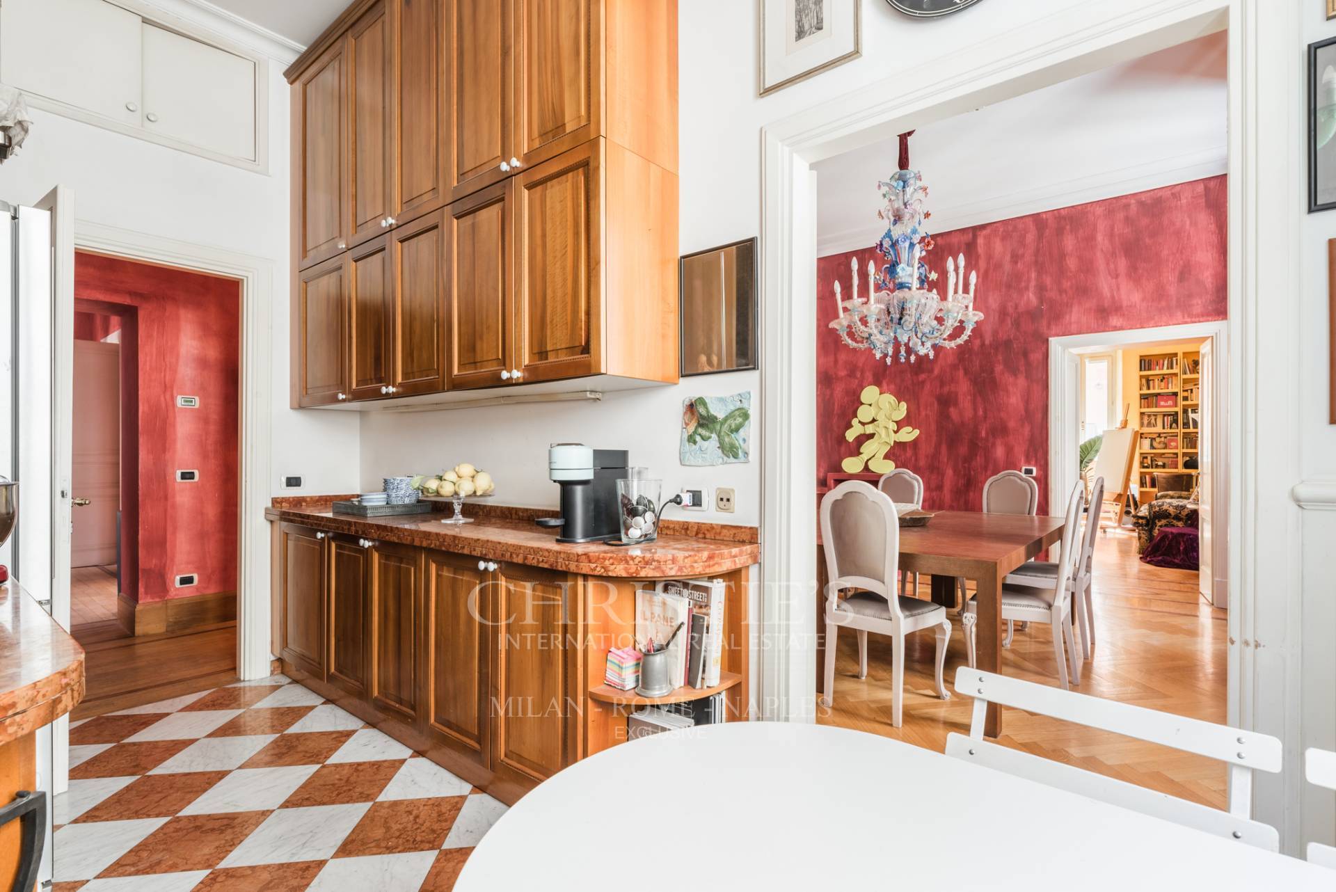 picture of Luxurious Apartment In The Center Of Rome