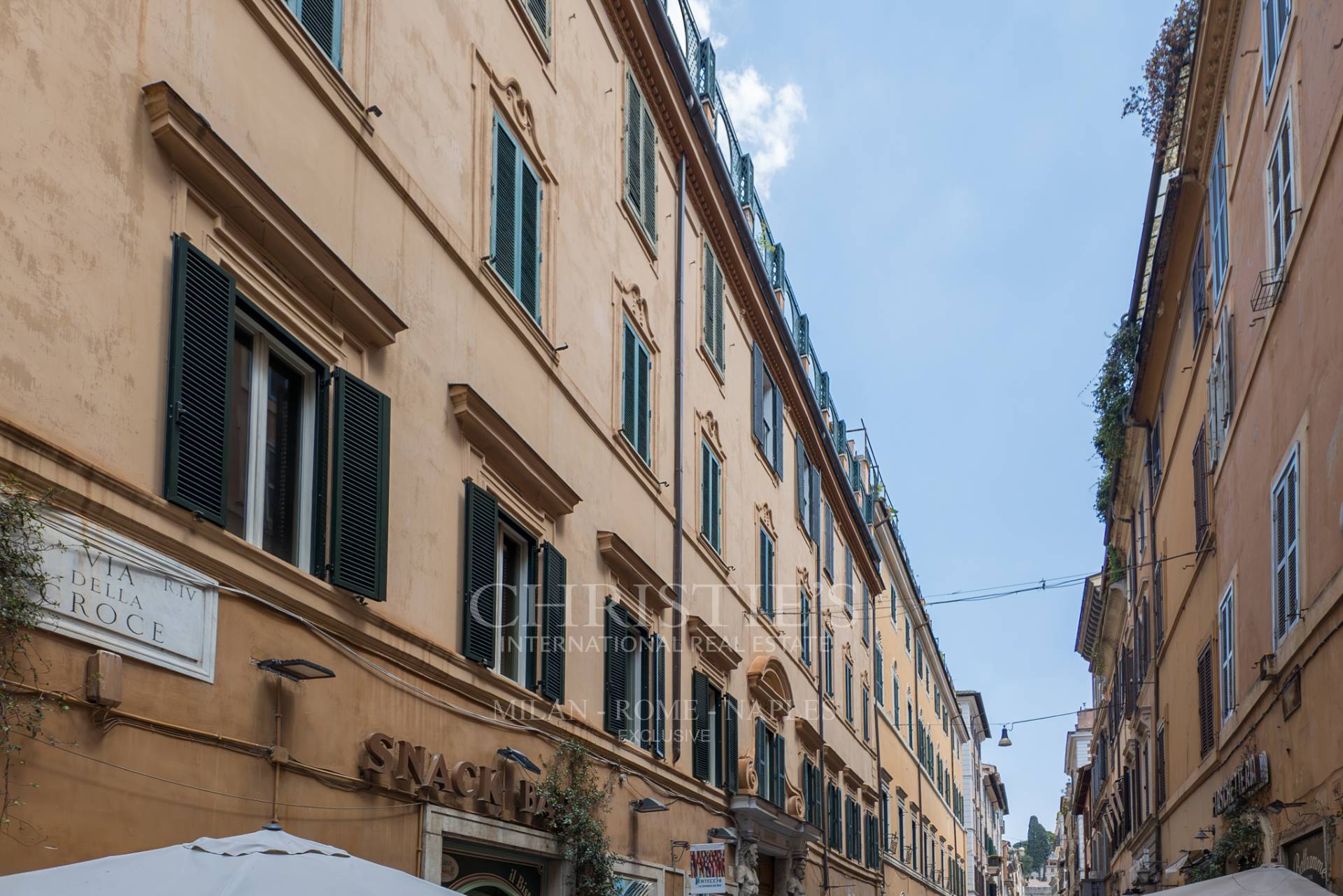 picture of Luxurious Apartment In The Center Of Rome