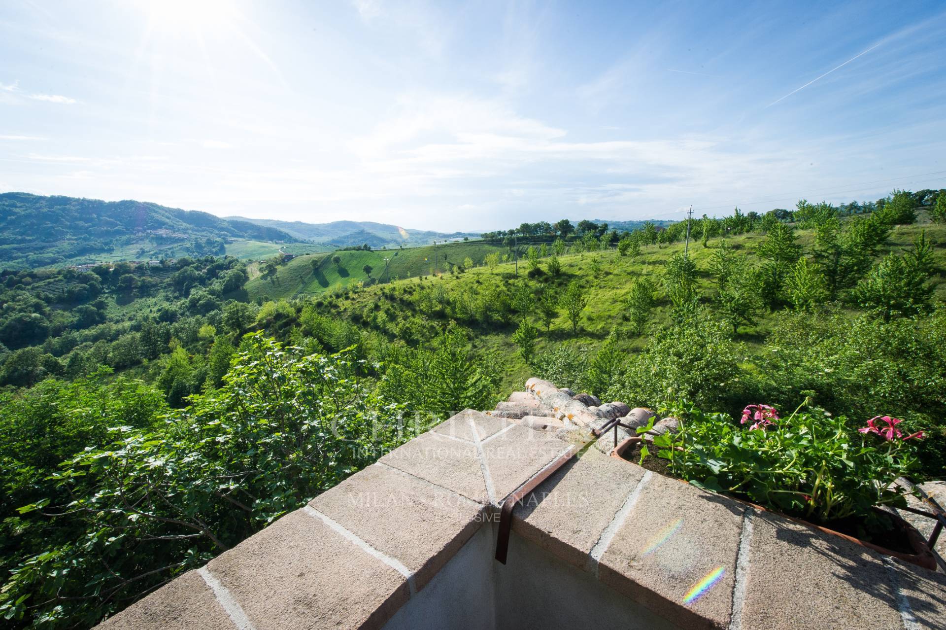 picture of Umbria - Splendid Estate With Farmhouse And Swimming Pool