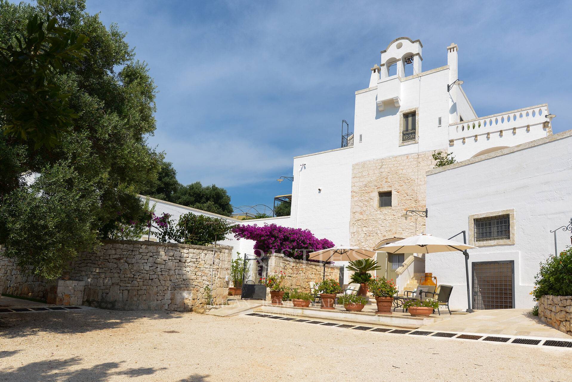 picture of Stunning Masseria With "frantoio Ipogeo" And Sea View