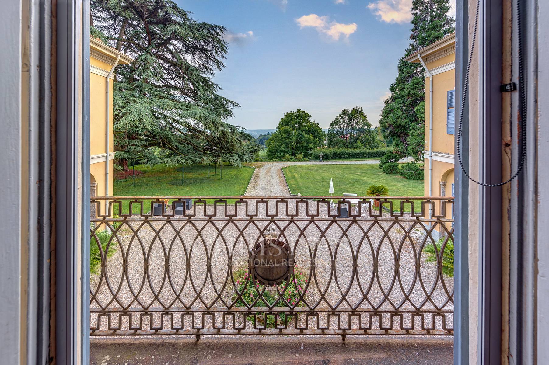 picture of Elegant Neoclassical Villa With Park, Swimming Pool And Period Frescoes