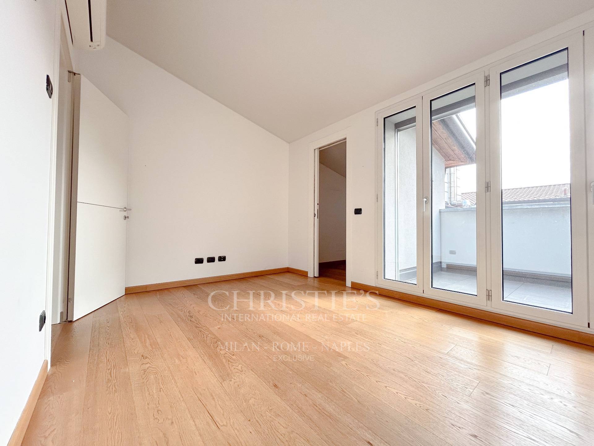 picture of Exclusive Penthouse In Indipendenza Area