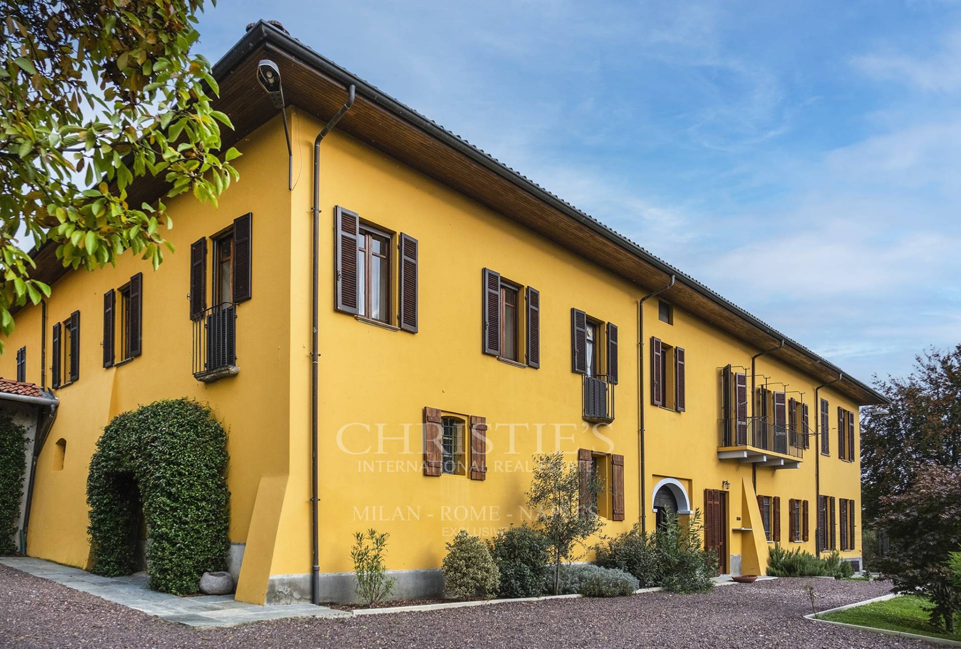 picture of Estate With Extensive Grounds And Spectacular Views Of The Piedmont Alps