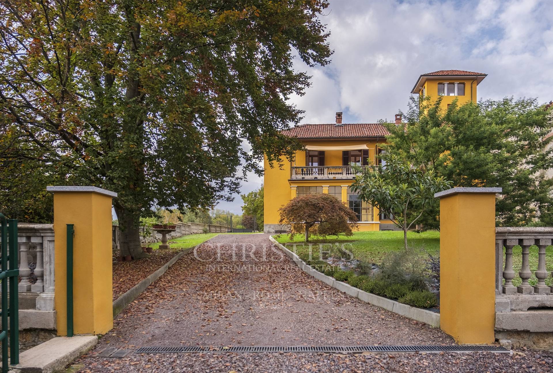 picture of Estate With Extensive Grounds And Spectacular Views Of The Piedmont Alps