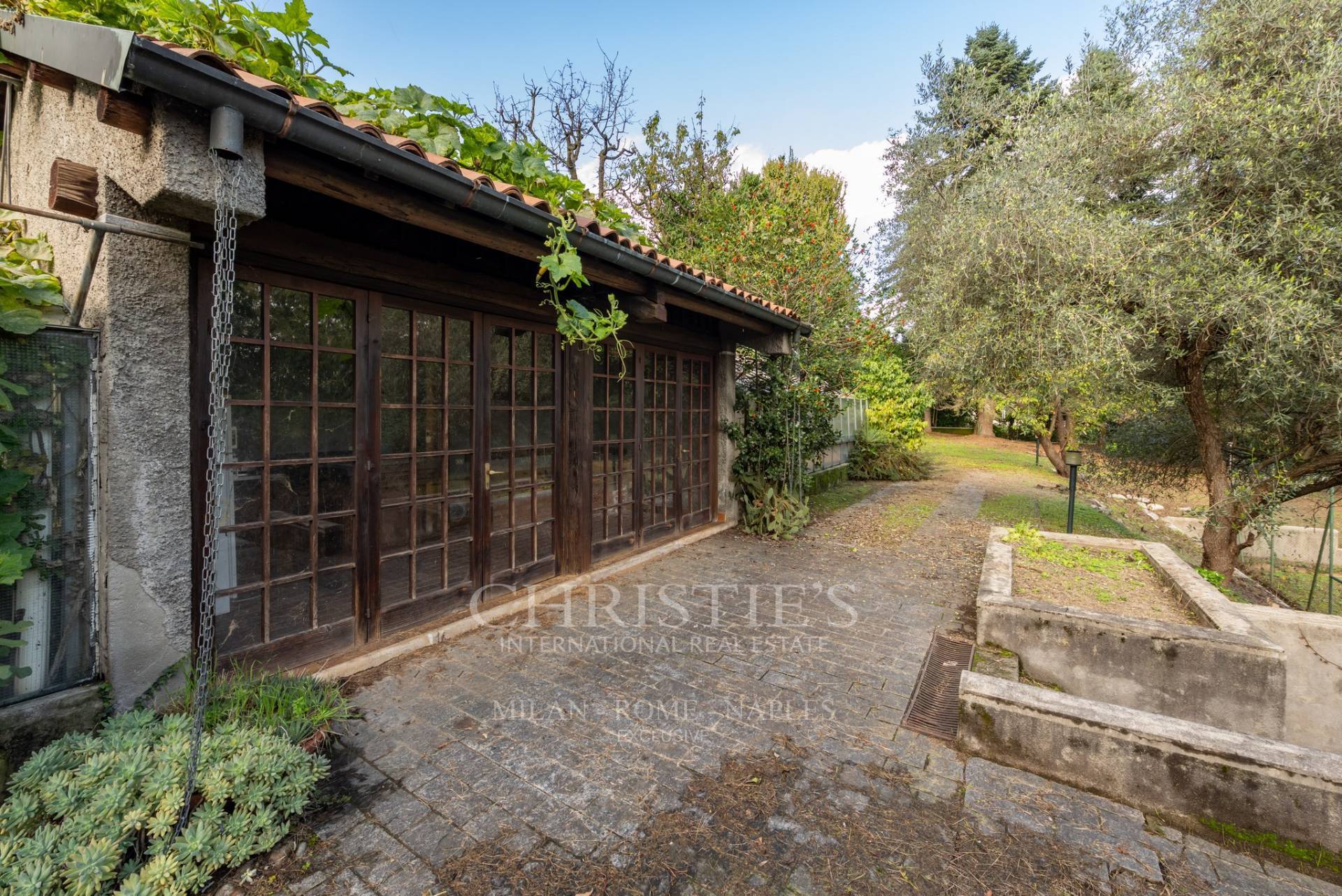 picture of Prestigious Property In Cassano Magnago