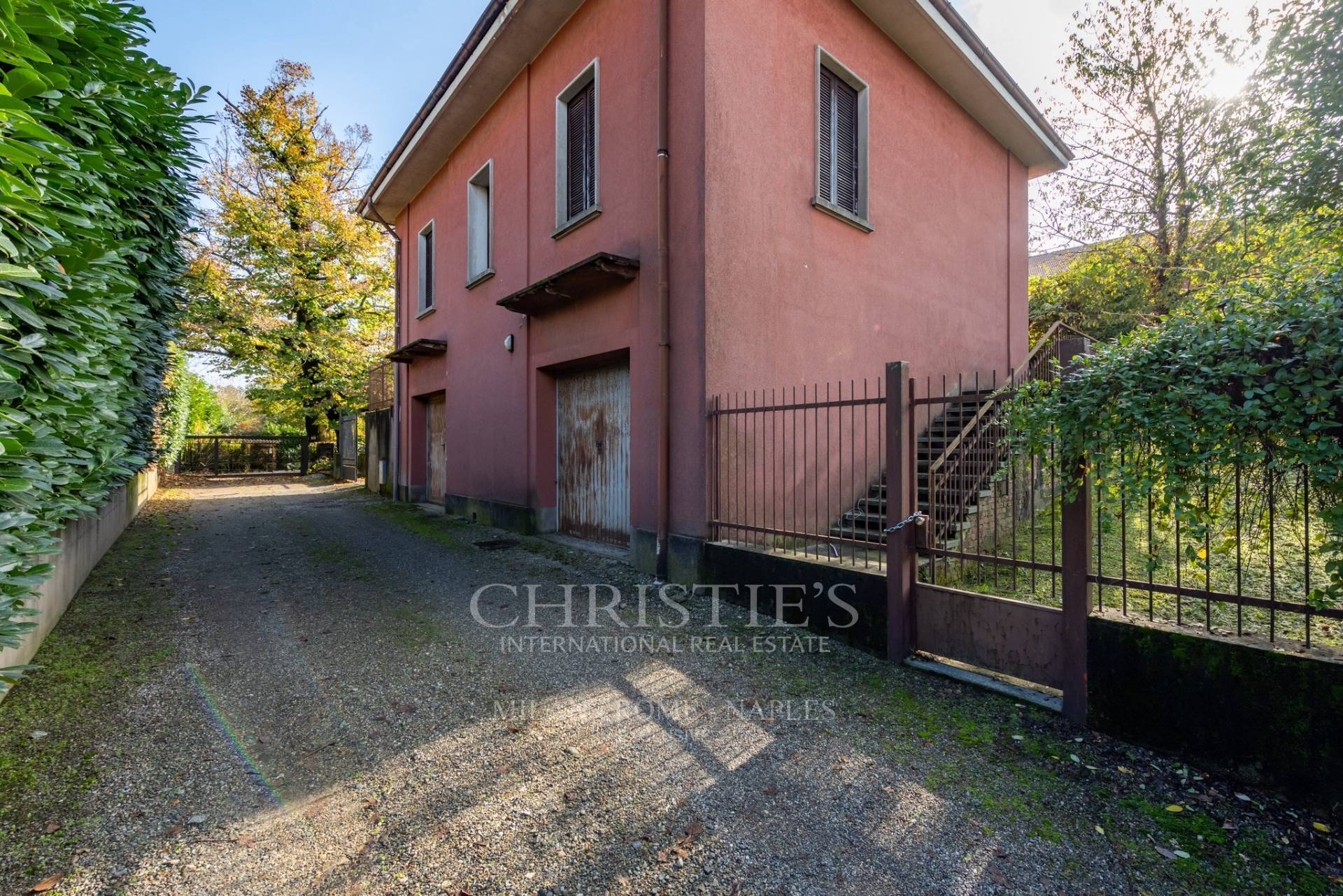 picture of Prestigious Property In Cassano Magnago