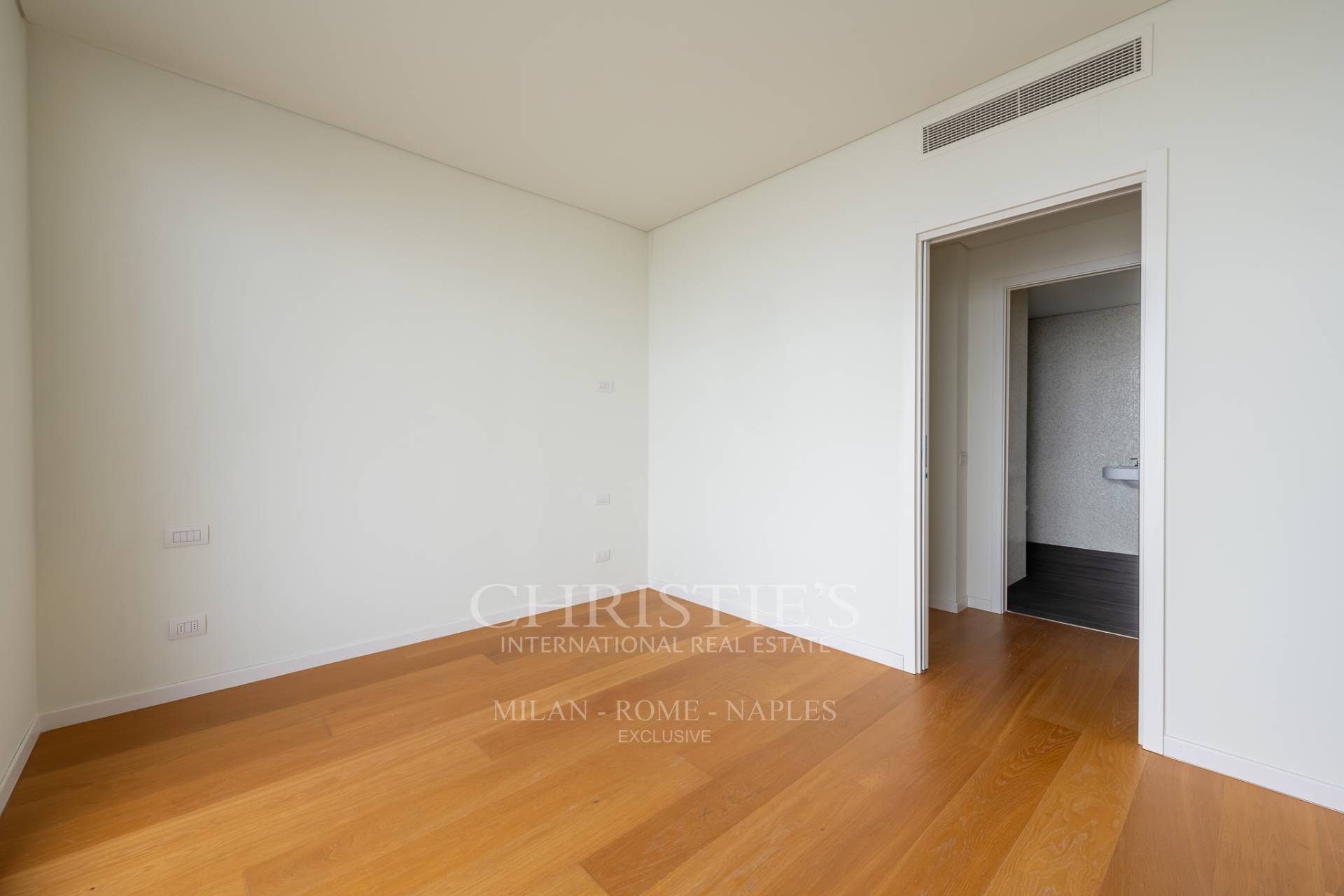 picture of Spacious Apartment In Giax Tower With Panoramic View