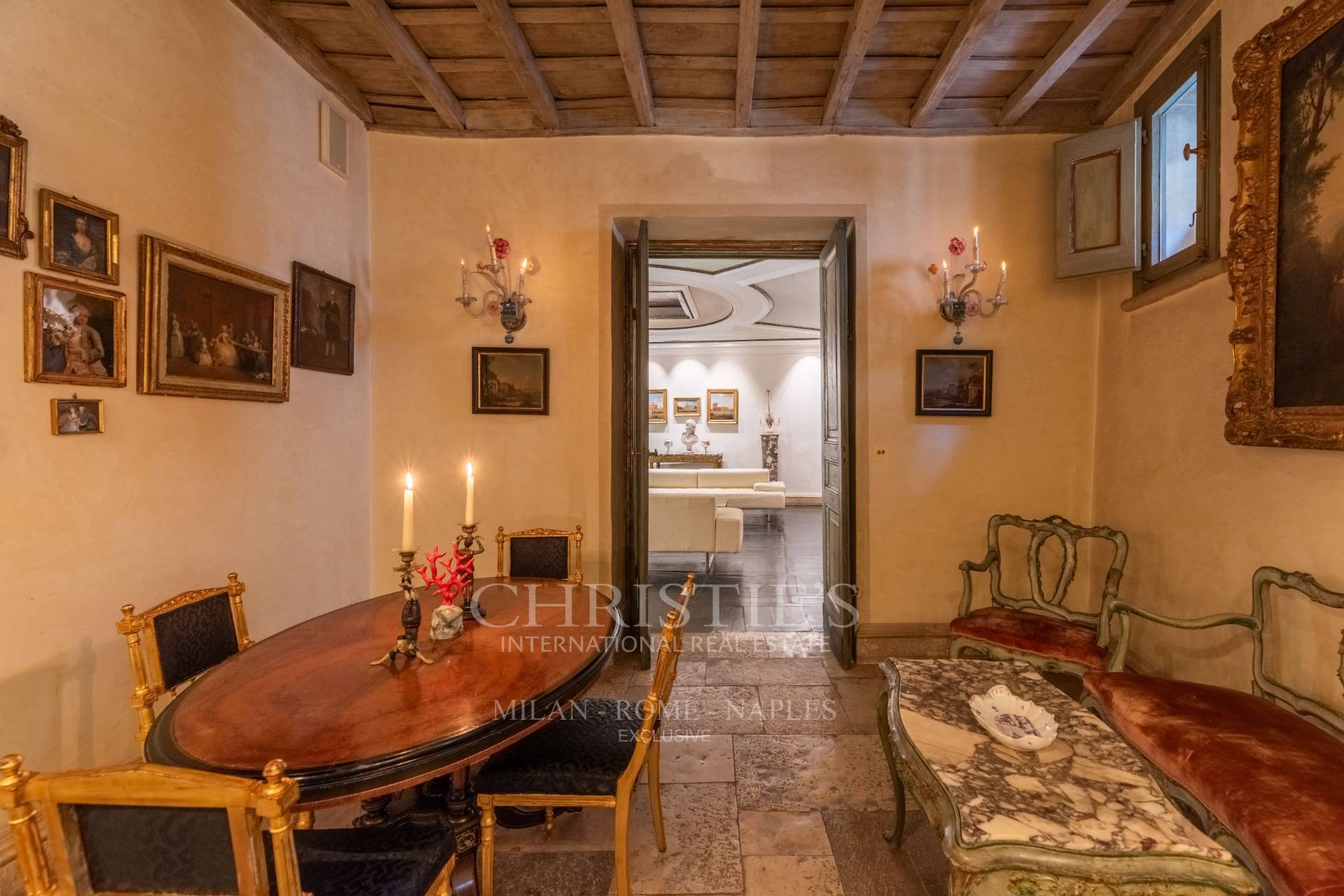 picture of Luxurious Independent Residence