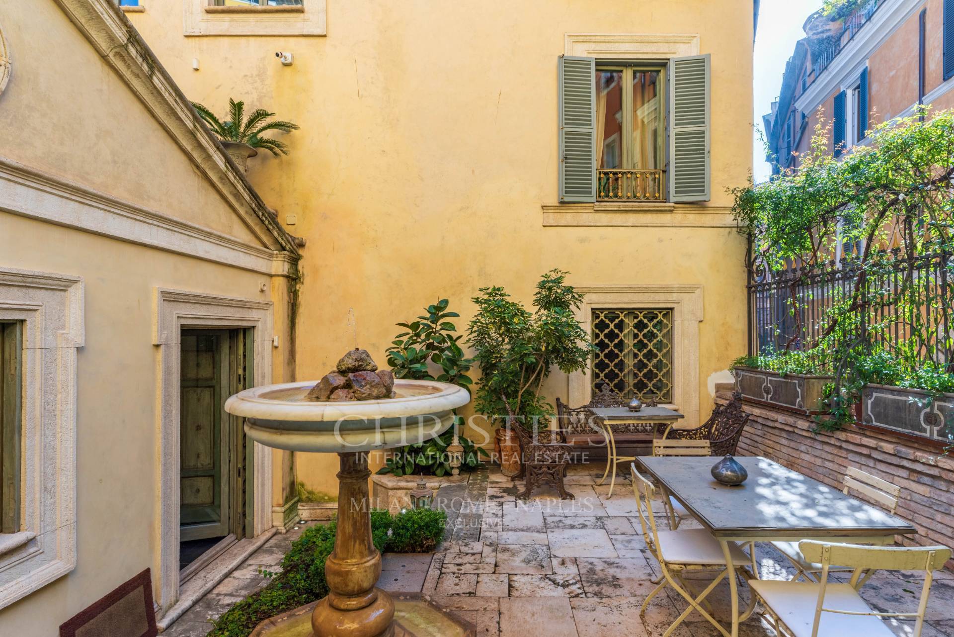 picture of Luxurious Independent Residence