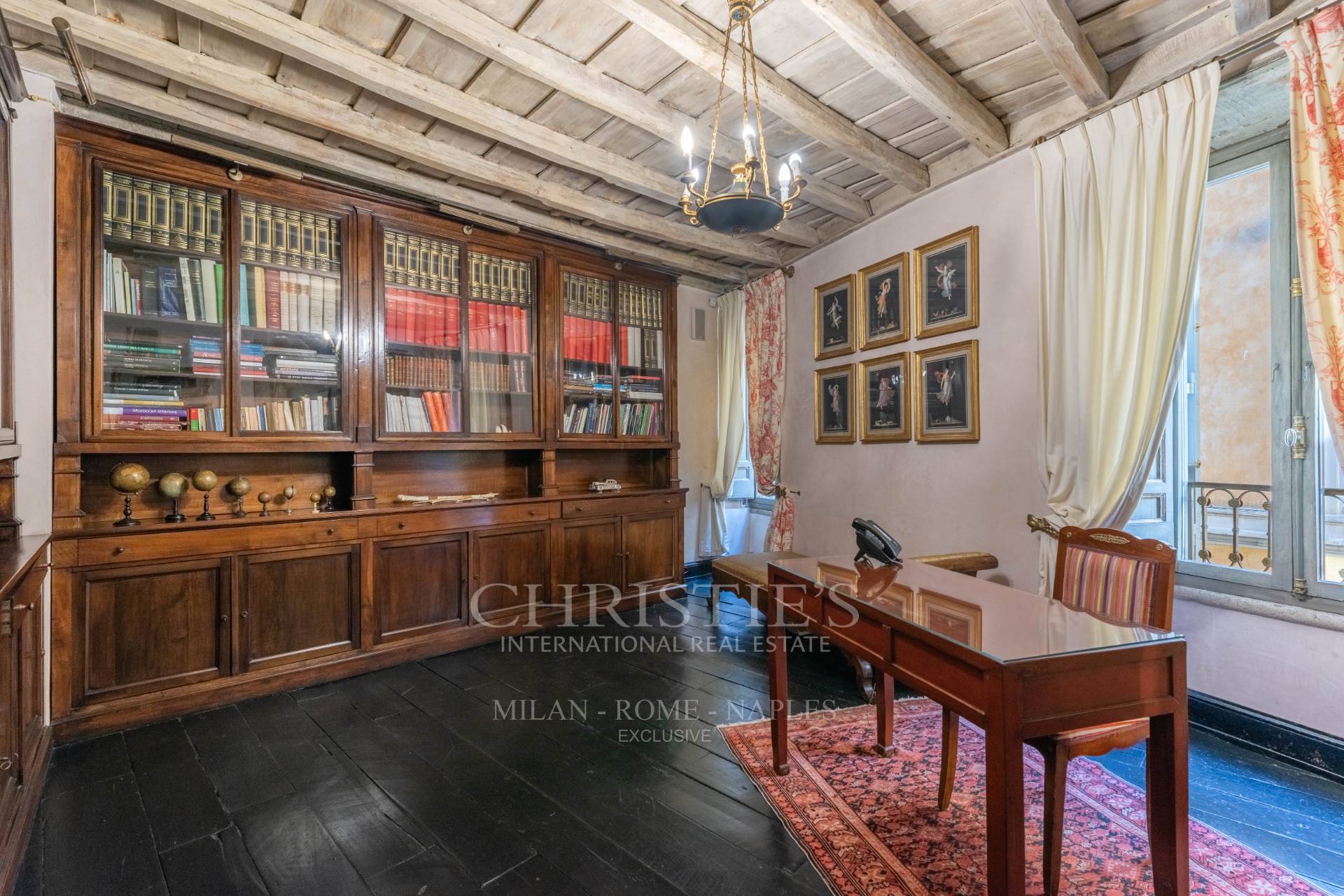picture of Luxurious Independent Residence