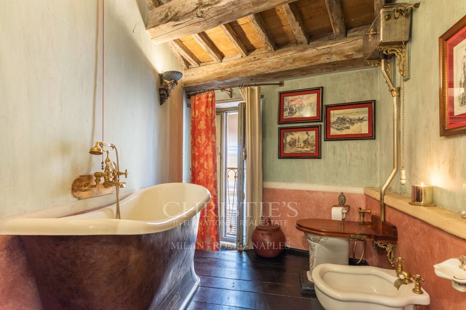 picture of Luxurious Independent Residence