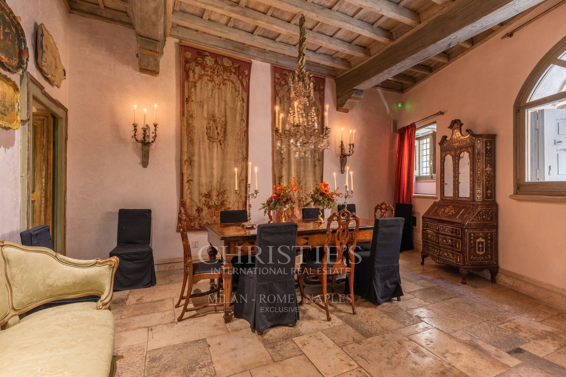 picture of Luxurious Independent Residence