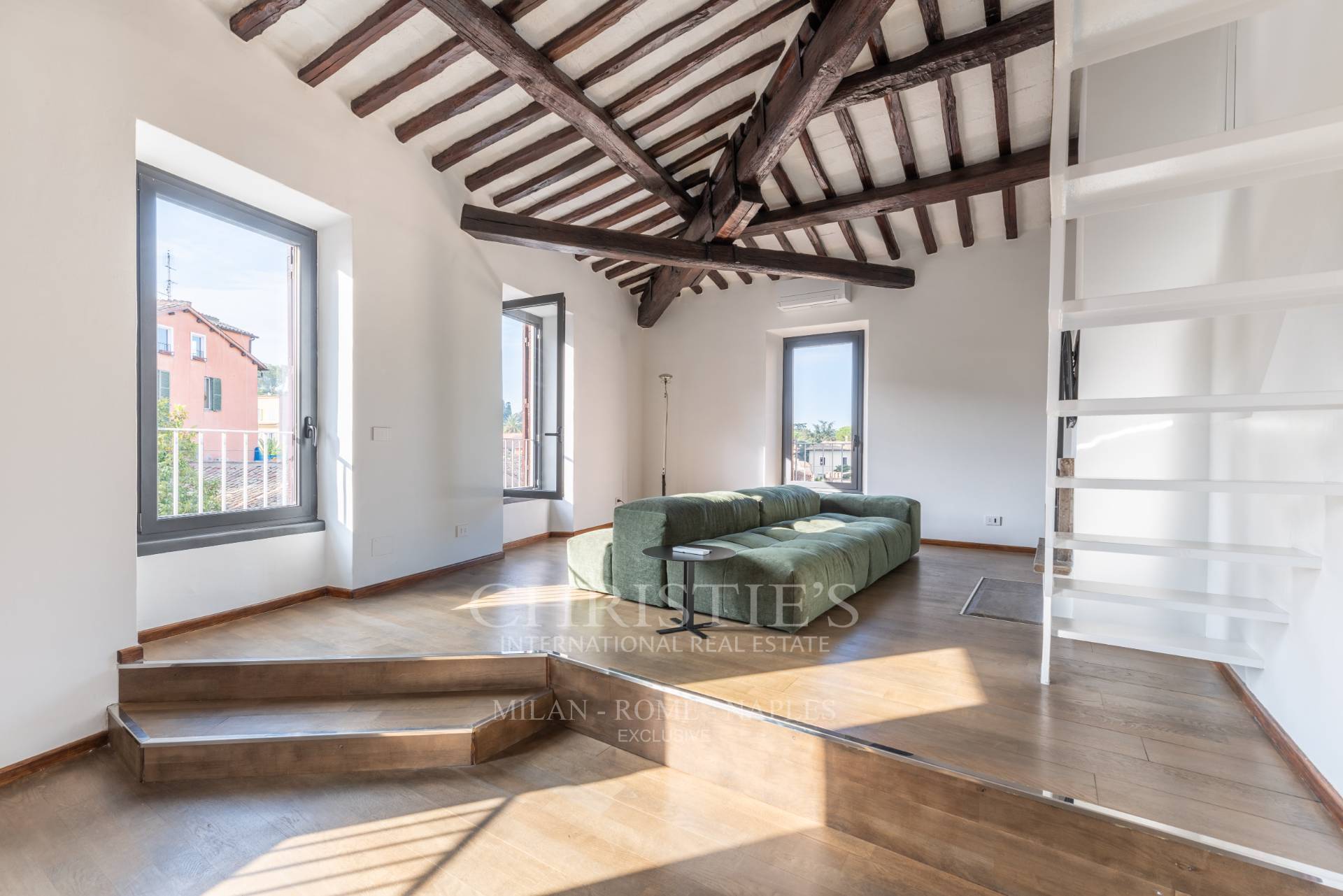 picture of Prestigious Loft In Trastevere