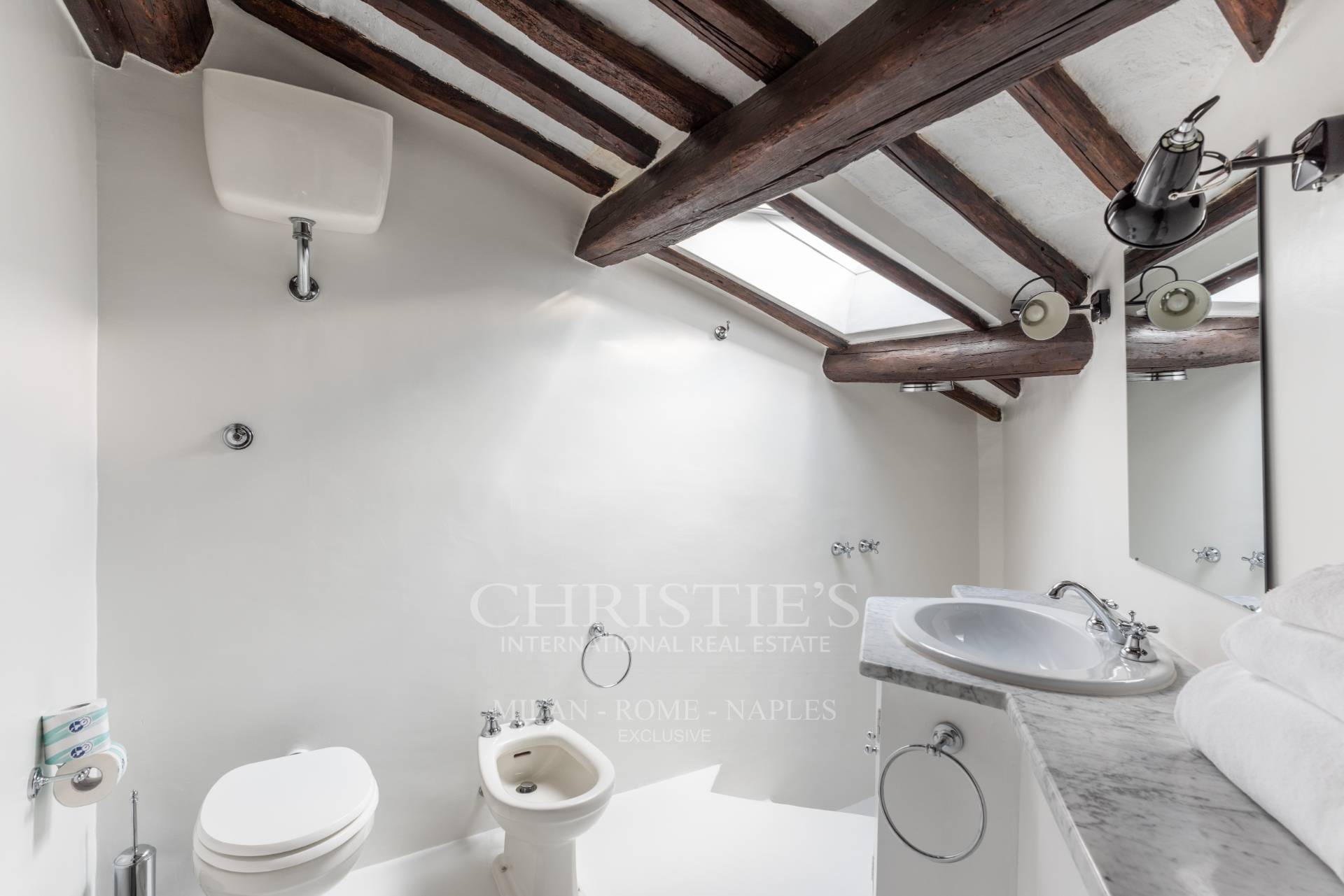 picture of Prestigious Loft In Trastevere