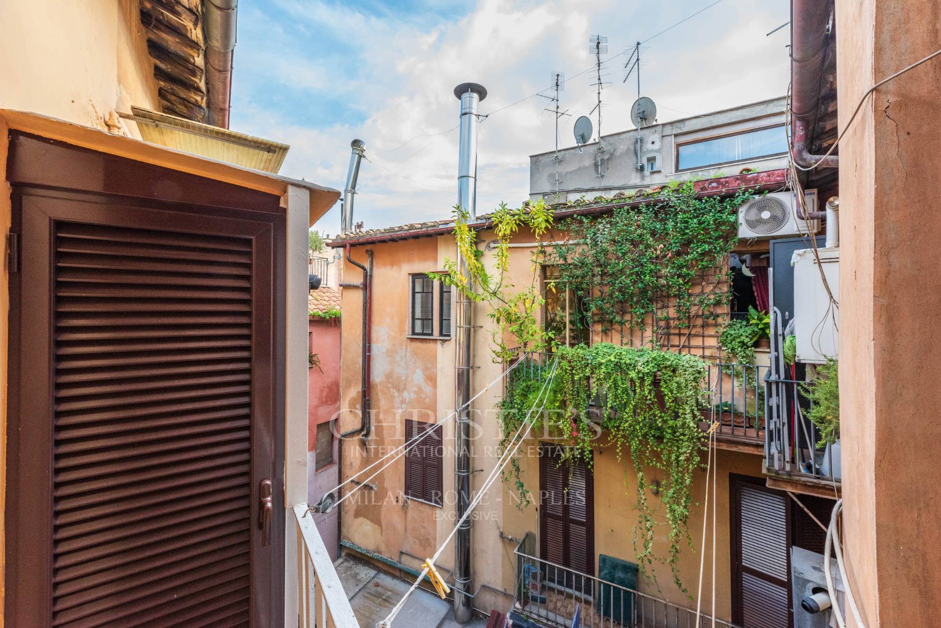 picture of Prestigious Loft In Trastevere