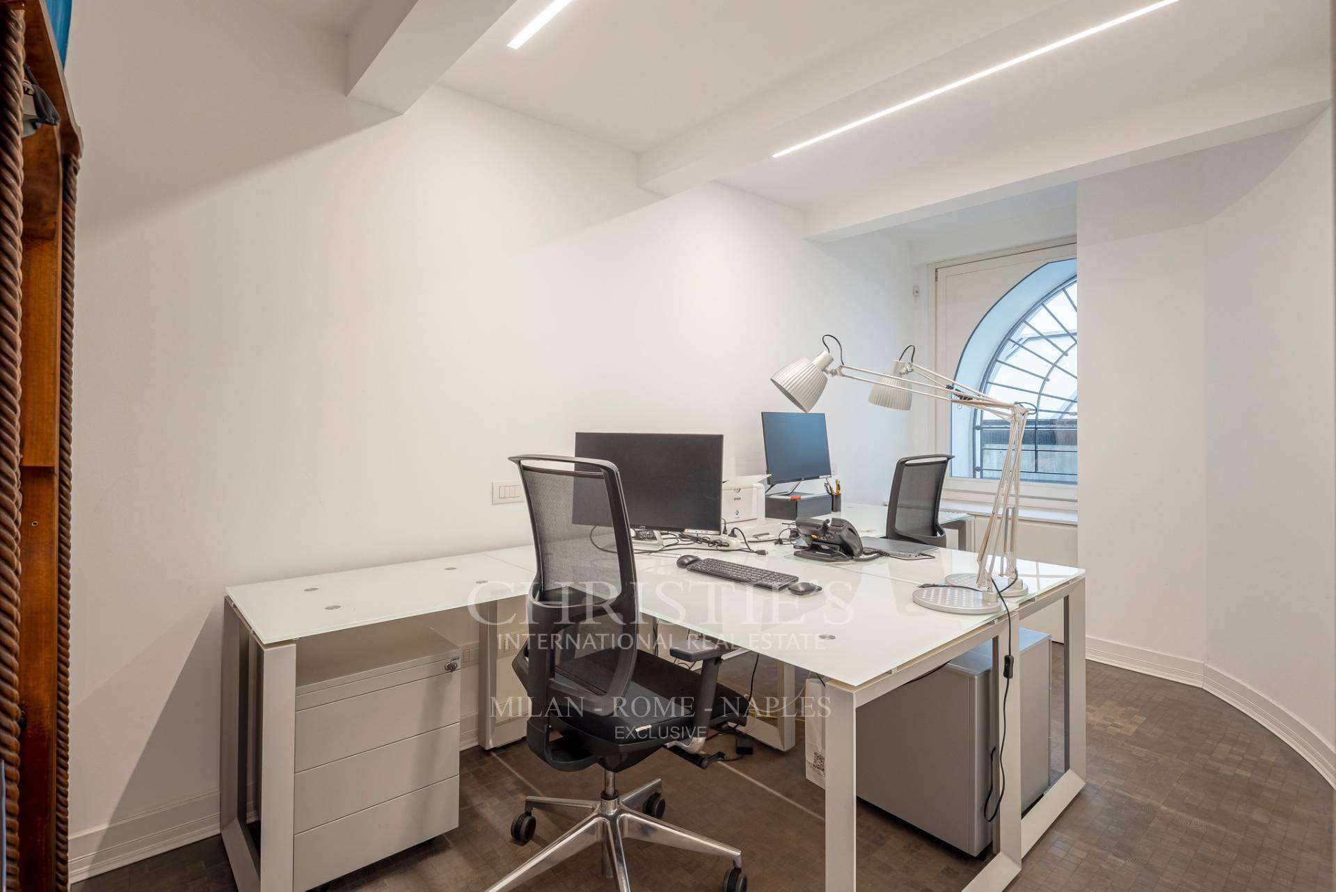 picture of Prestigious Office In A Period Building In The Heart Of Milan